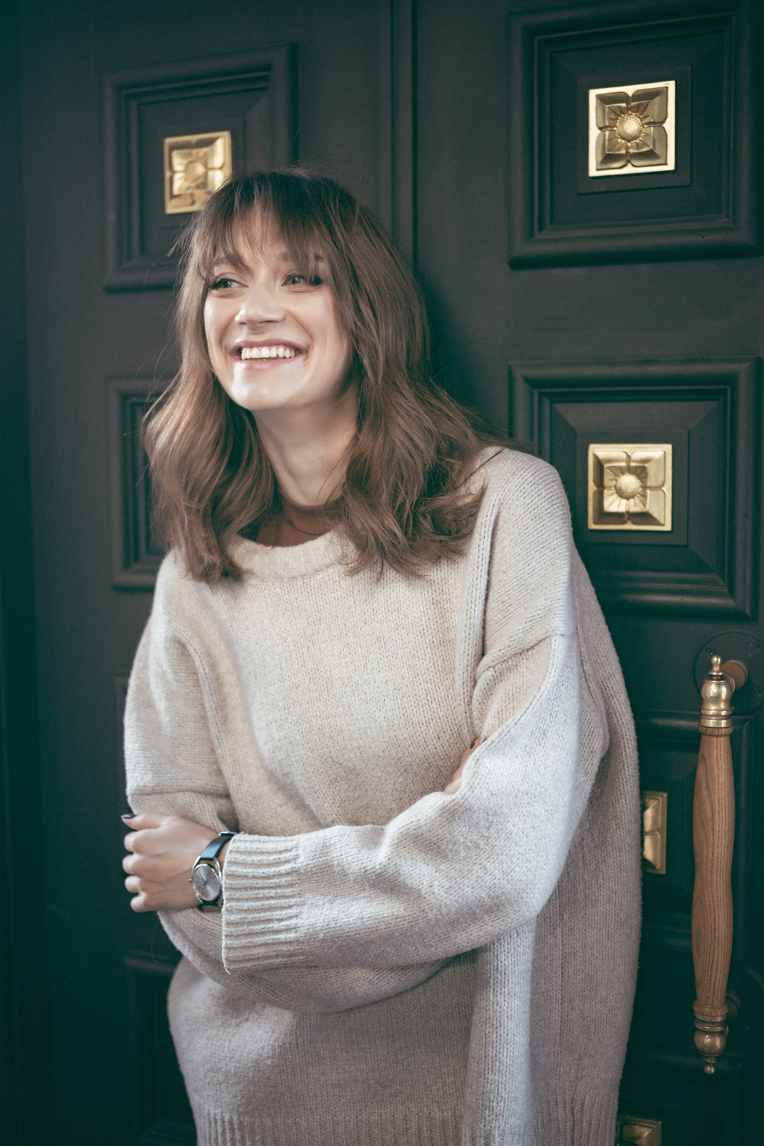 Фотограф Михаил Гуляев. Фотосессия в Новосибирске. Фотосессия в кофейне. Фотосессия в кафе. 