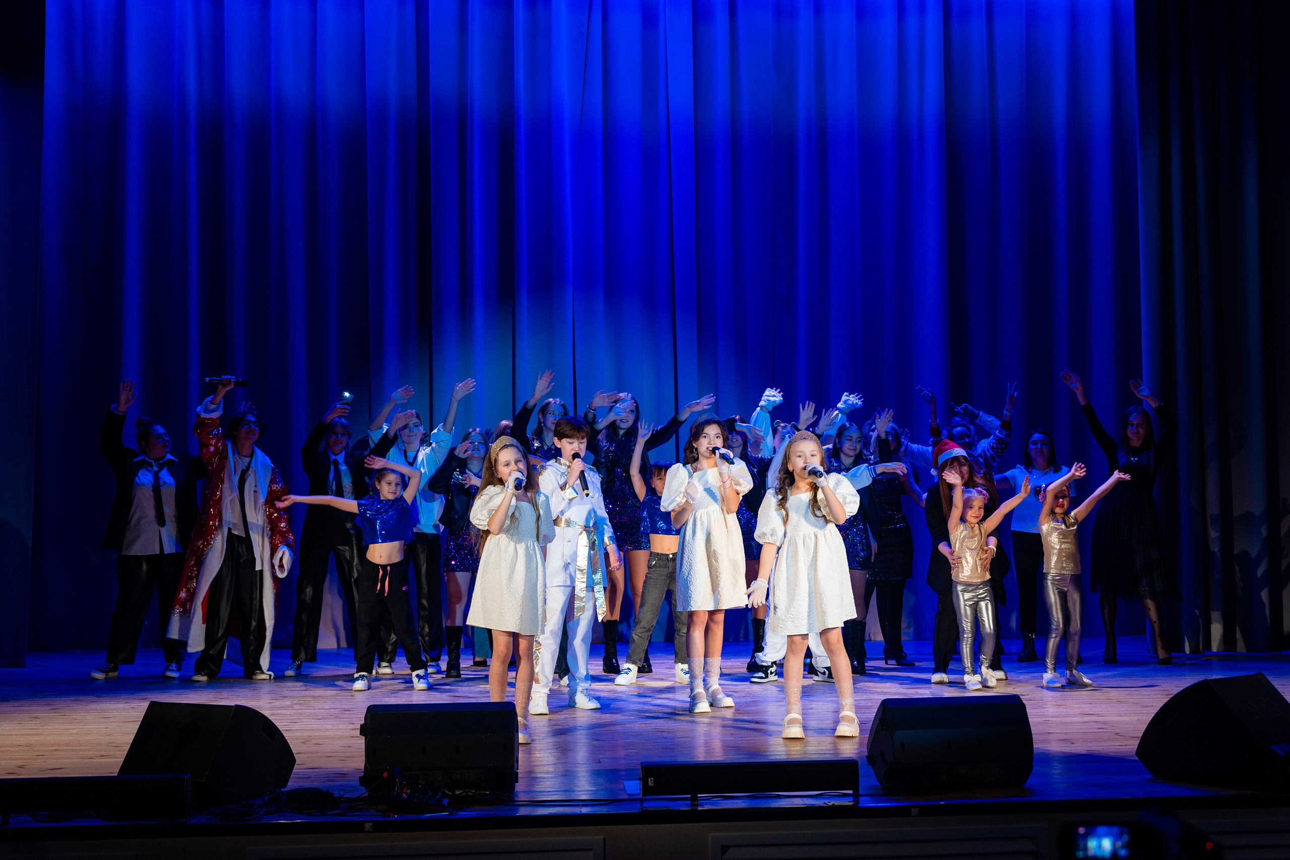 Концерт ДК Буривестник. Фотограф Никита Комаров