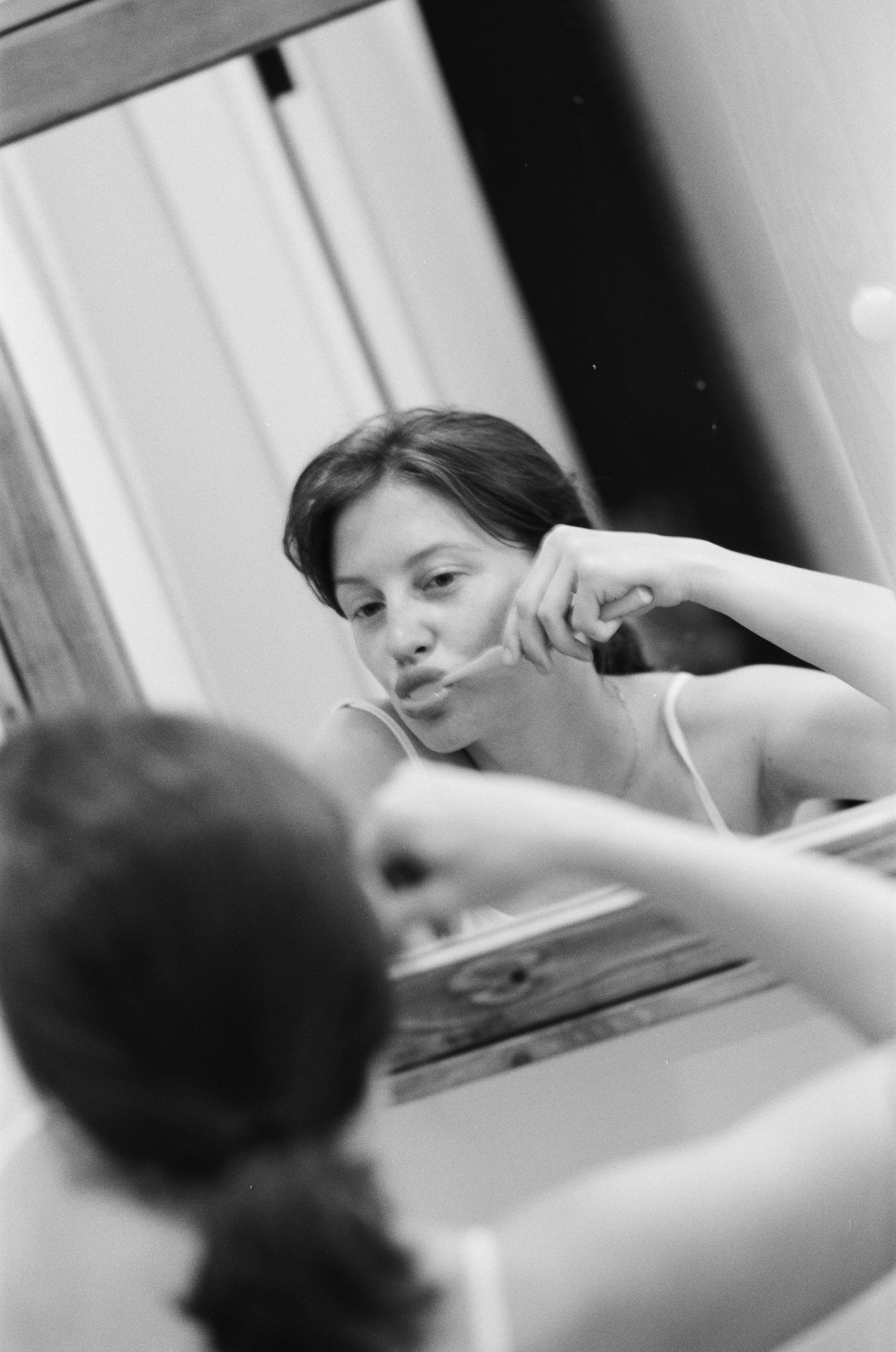 At Alina's home. Film & digital photographer. Ufa. Kamilla Ishmaeva