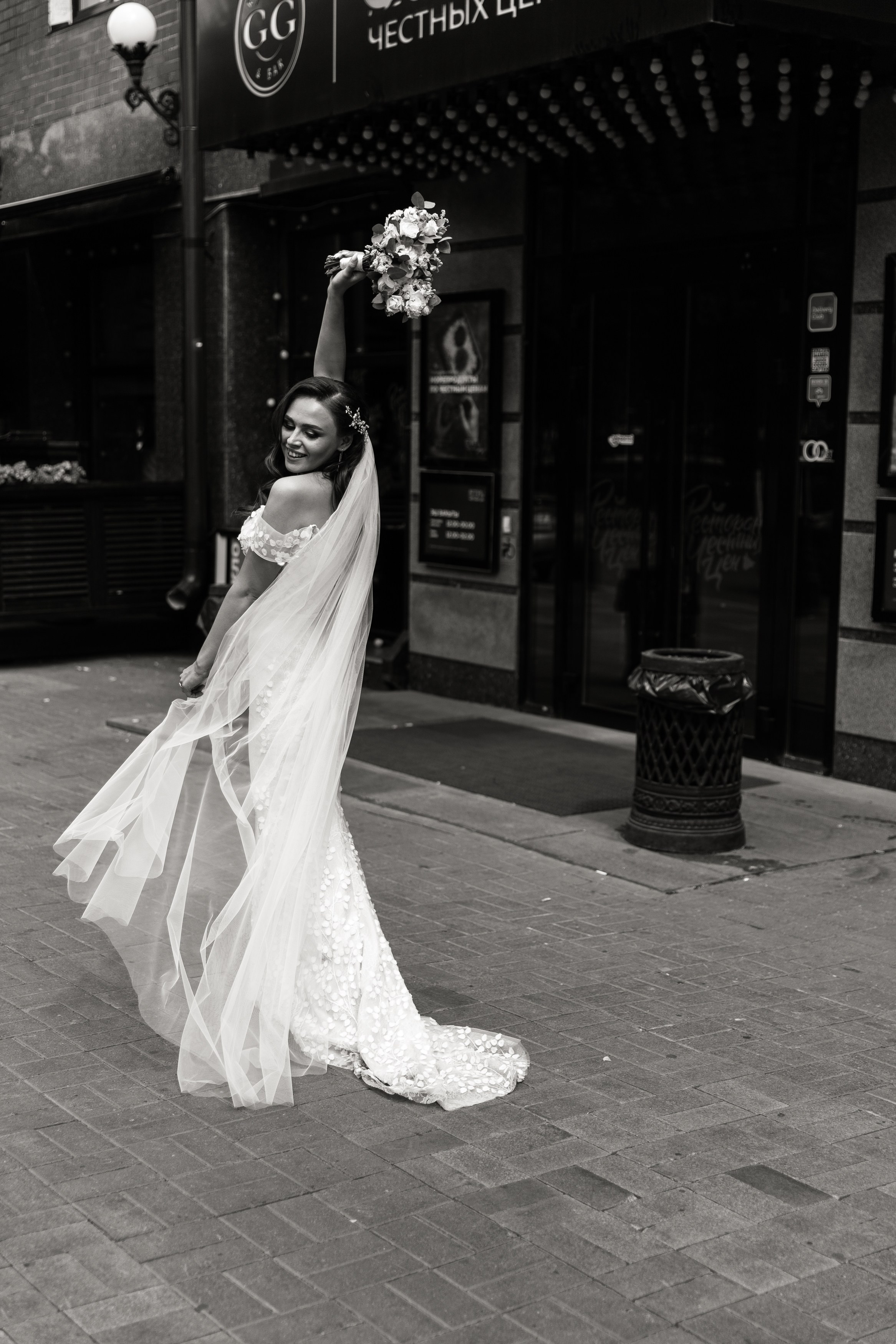 Свадебный фотограф Уфа — Руслан ГабдлисламовЖивые эмоции, красивые кадры, воспоминания на всю жизнь.Работаю по всей Республике Башкортоста. Свадебный фотограф Уфа Руслан Габдлисламов