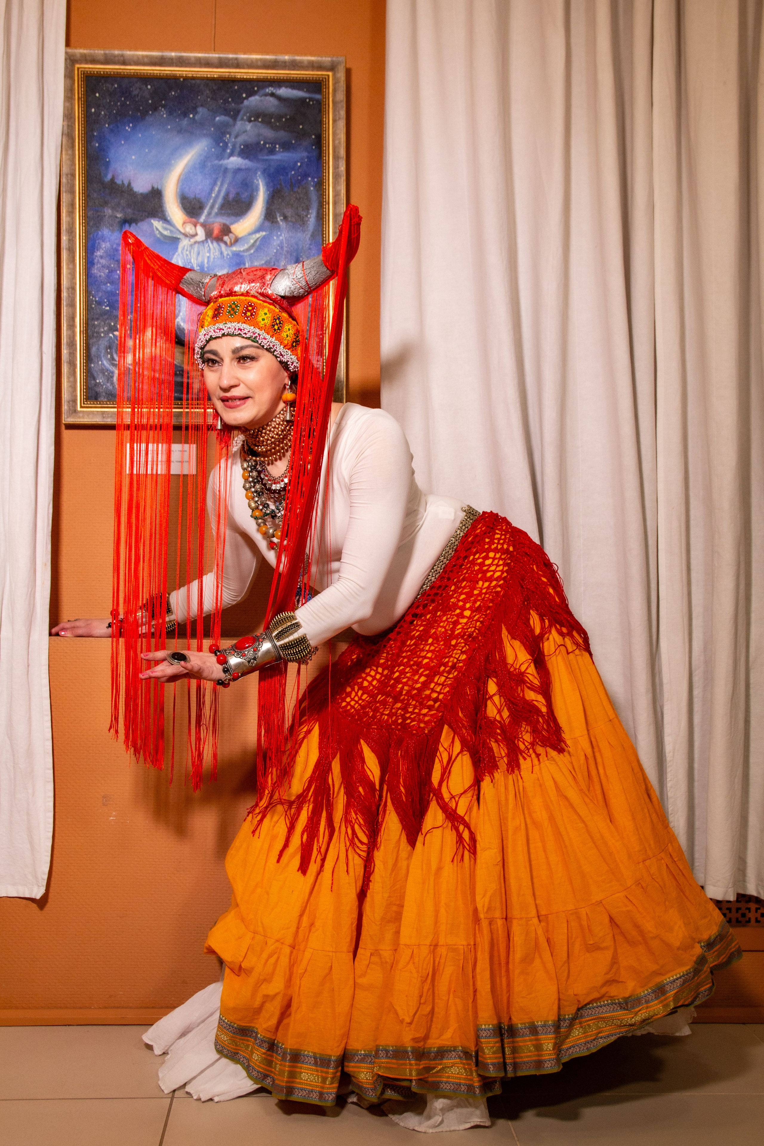 Танец в музее. Музей славянской мифологии. Модель Лана Чернявская. Ваш фотограф Северск | Томск