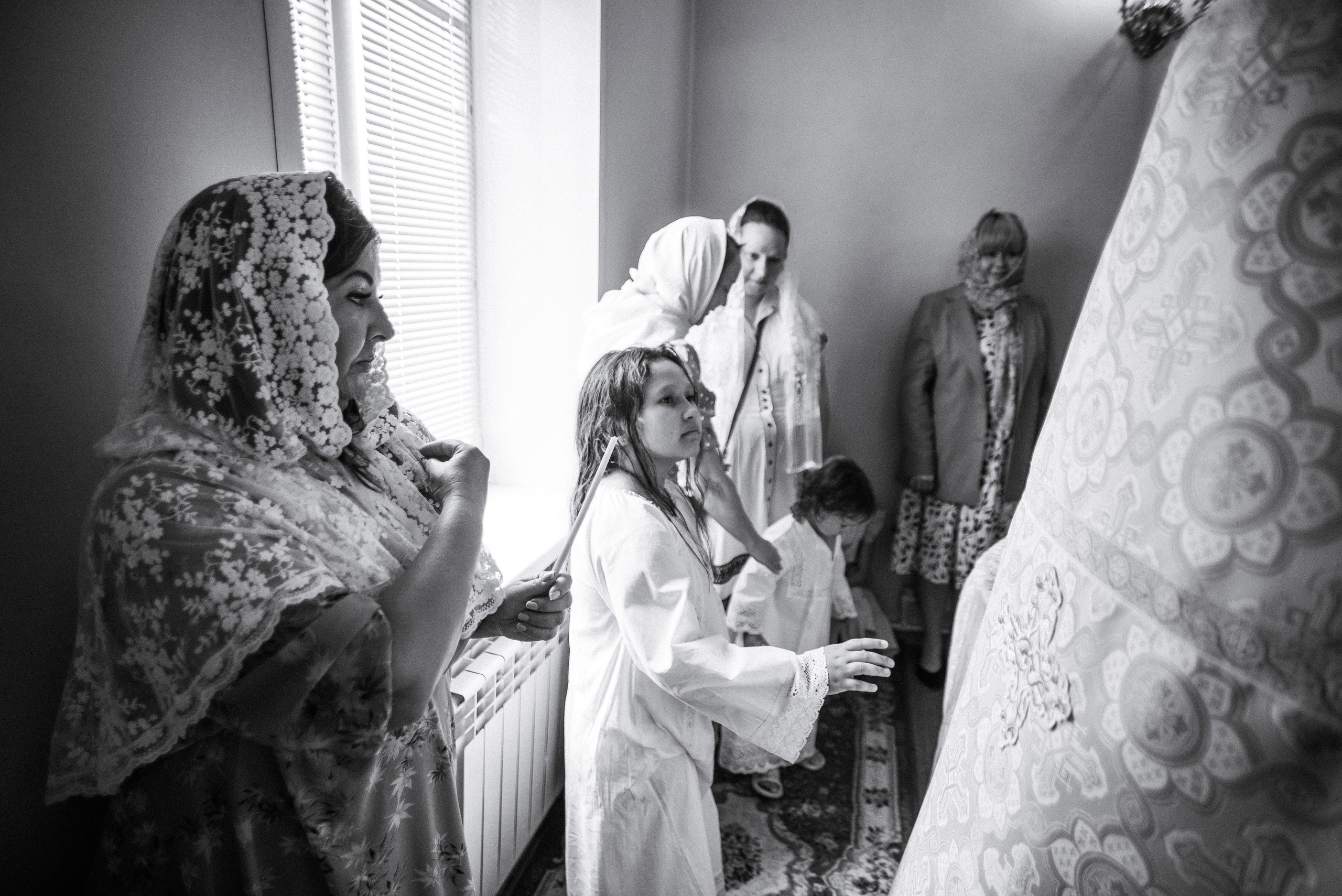 Крещение Даши и Алены. Семейный документальный фотограф в Волгограде Мариэта Додина