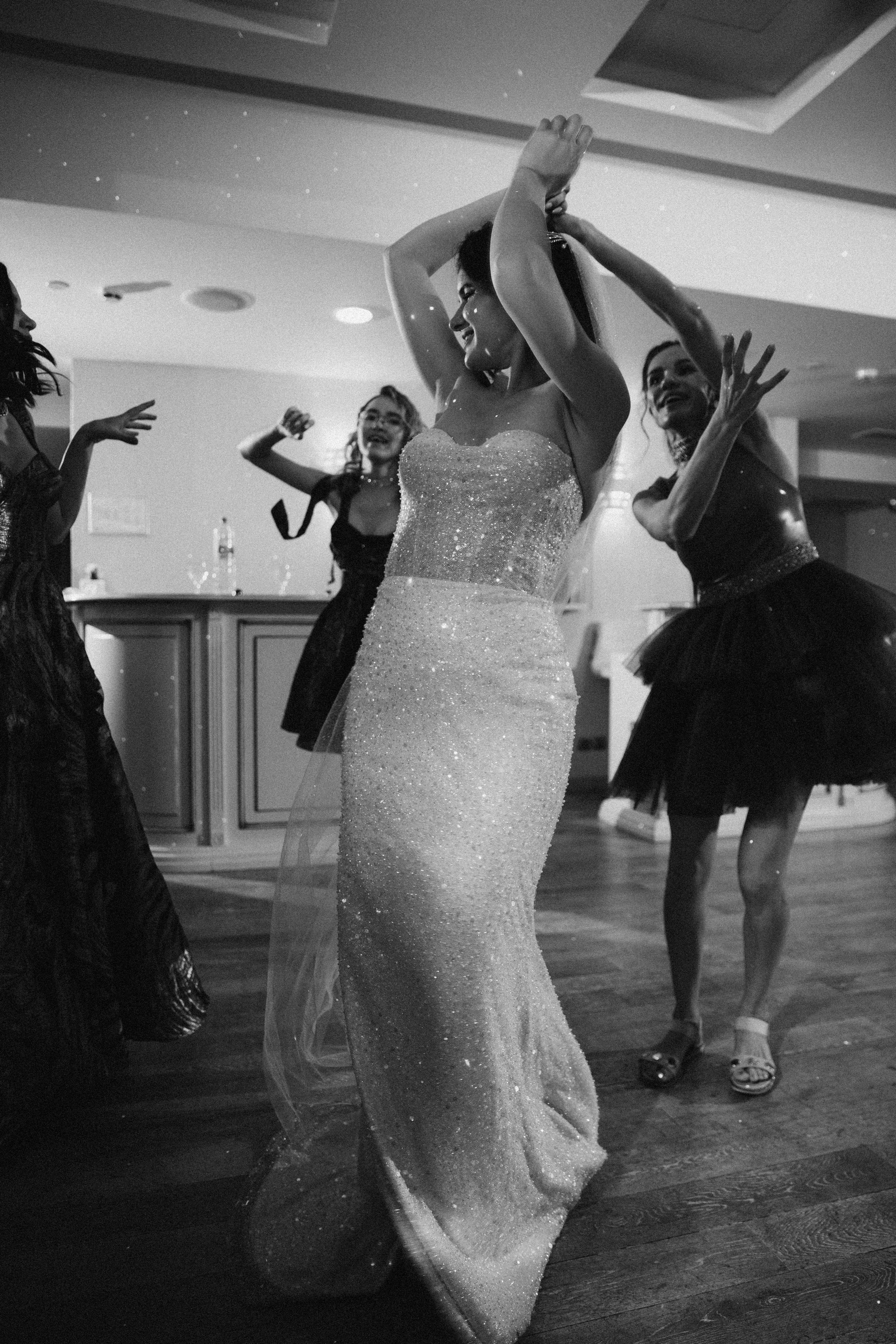 Антон и Елена | Crowne Plaza Moscow. Свадебный фотограф Ангелина Зотова | Обнинск, Москва, Калуга