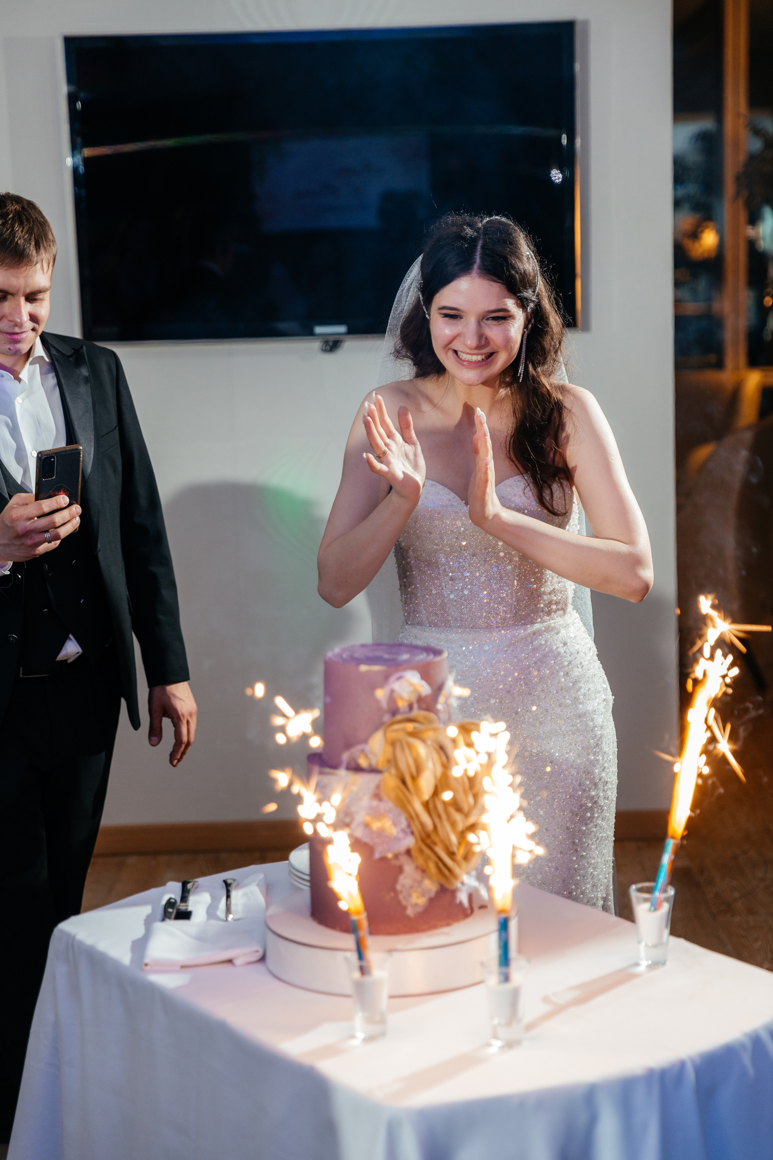 Антон и Елена | Crowne Plaza Moscow. Свадебный фотограф Ангелина Зотова | Обнинск, Москва, Калуга