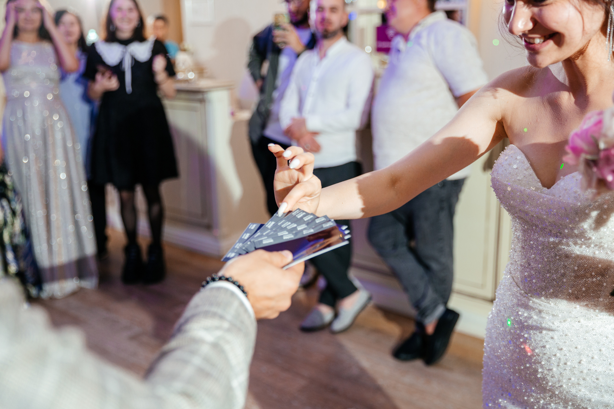 Антон и Елена | Crowne Plaza Moscow. Свадебный фотограф Ангелина Зотова | Обнинск, Москва, Калуга