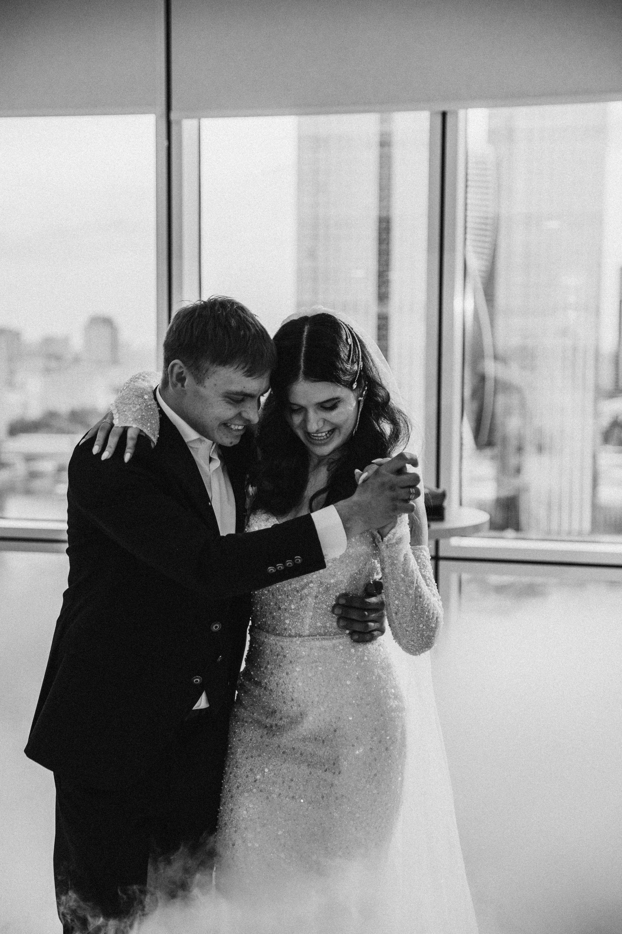 Антон и Елена | Crowne Plaza Moscow. Свадебный фотограф Ангелина Зотова | Обнинск, Москва, Калуга