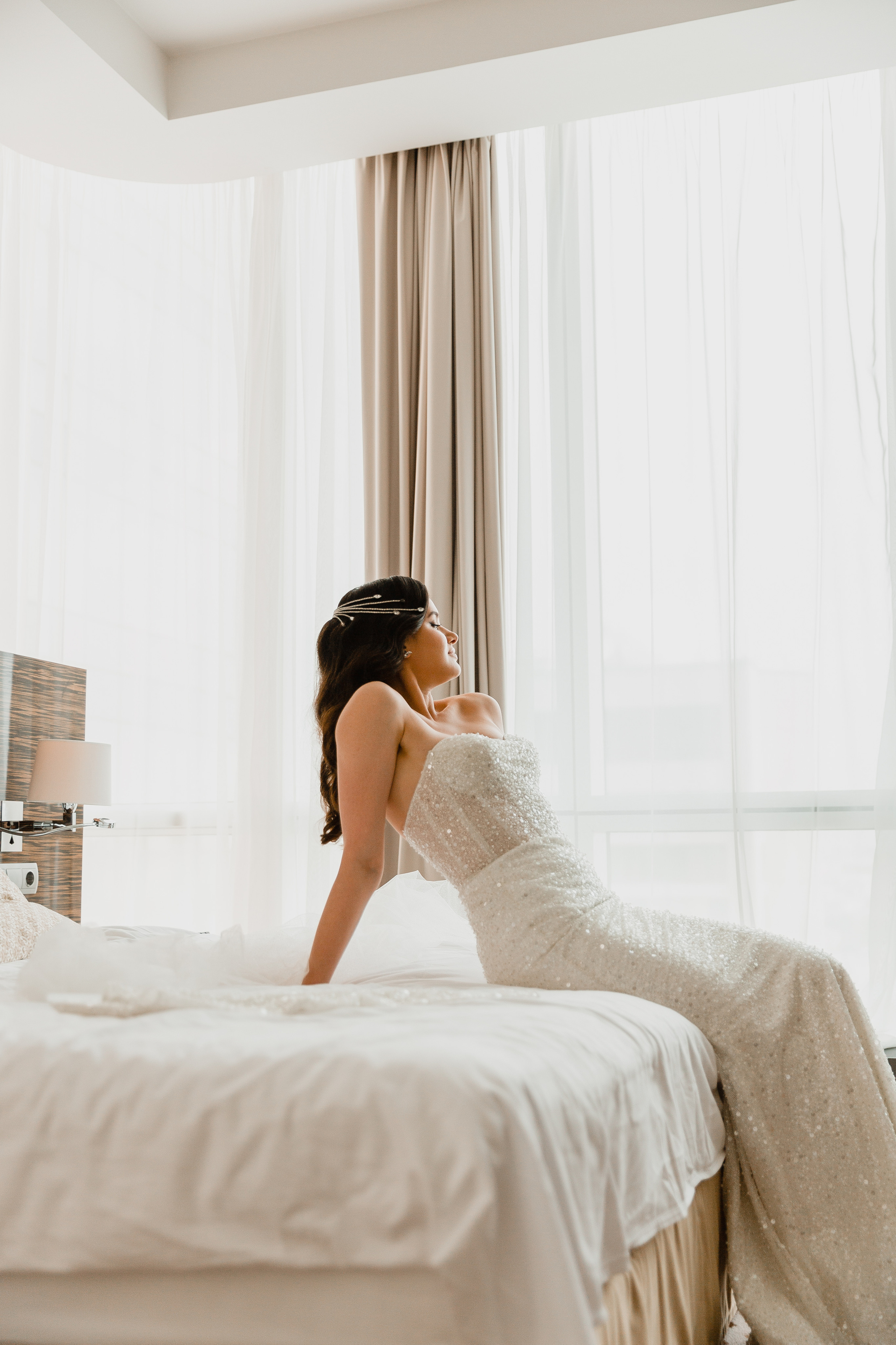 Антон и Елена | Crowne Plaza Moscow. Свадебный фотограф Ангелина Зотова | Обнинск, Москва, Калуга