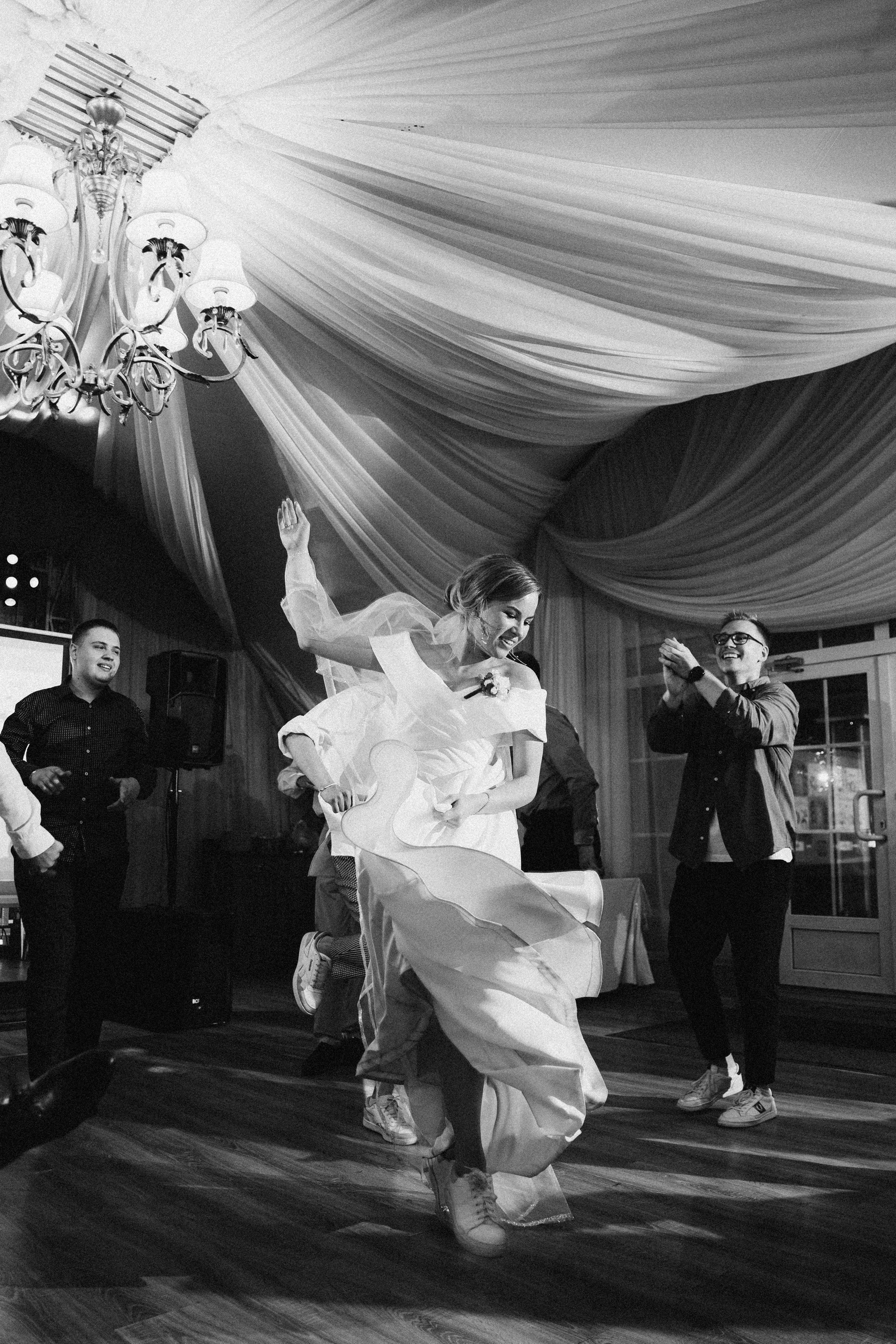 Даша и Саша | Pine River. Свадебный фотограф Ангелина Зотова | Обнинск, Москва, Калуга