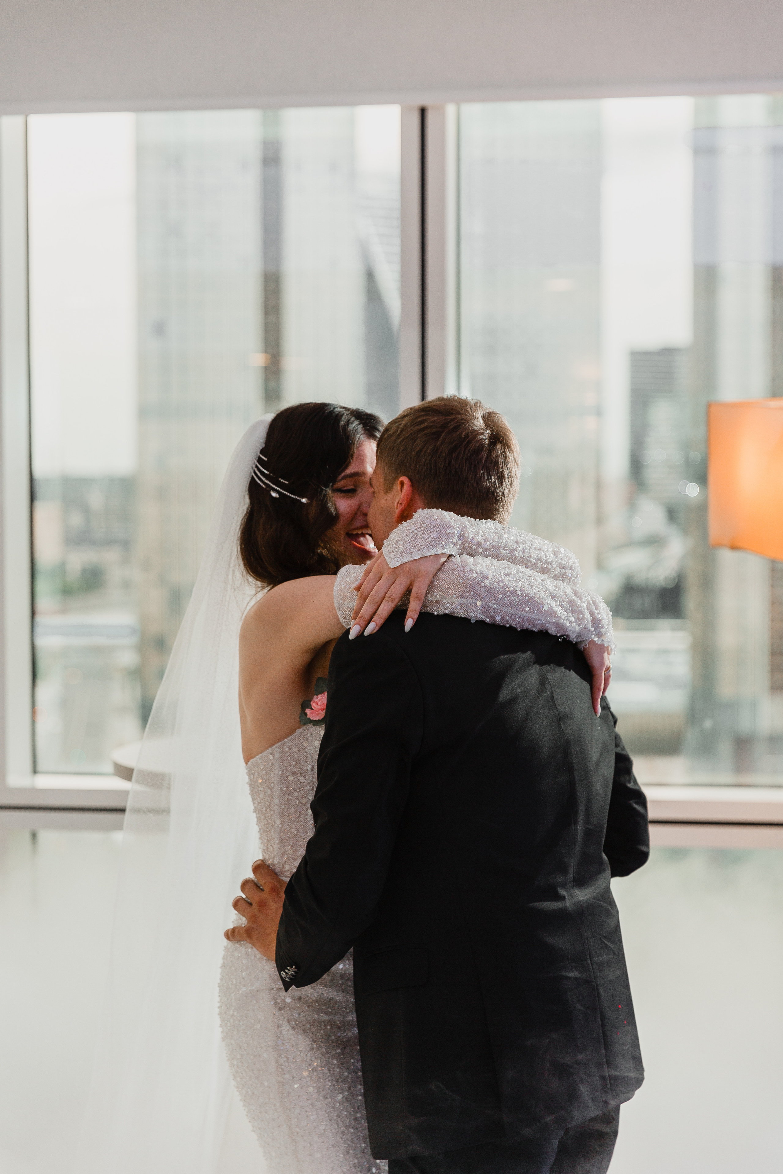 Антон и Елена | Crowne Plaza Moscow. Свадебный фотограф Ангелина Зотова | Обнинск, Москва, Калуга