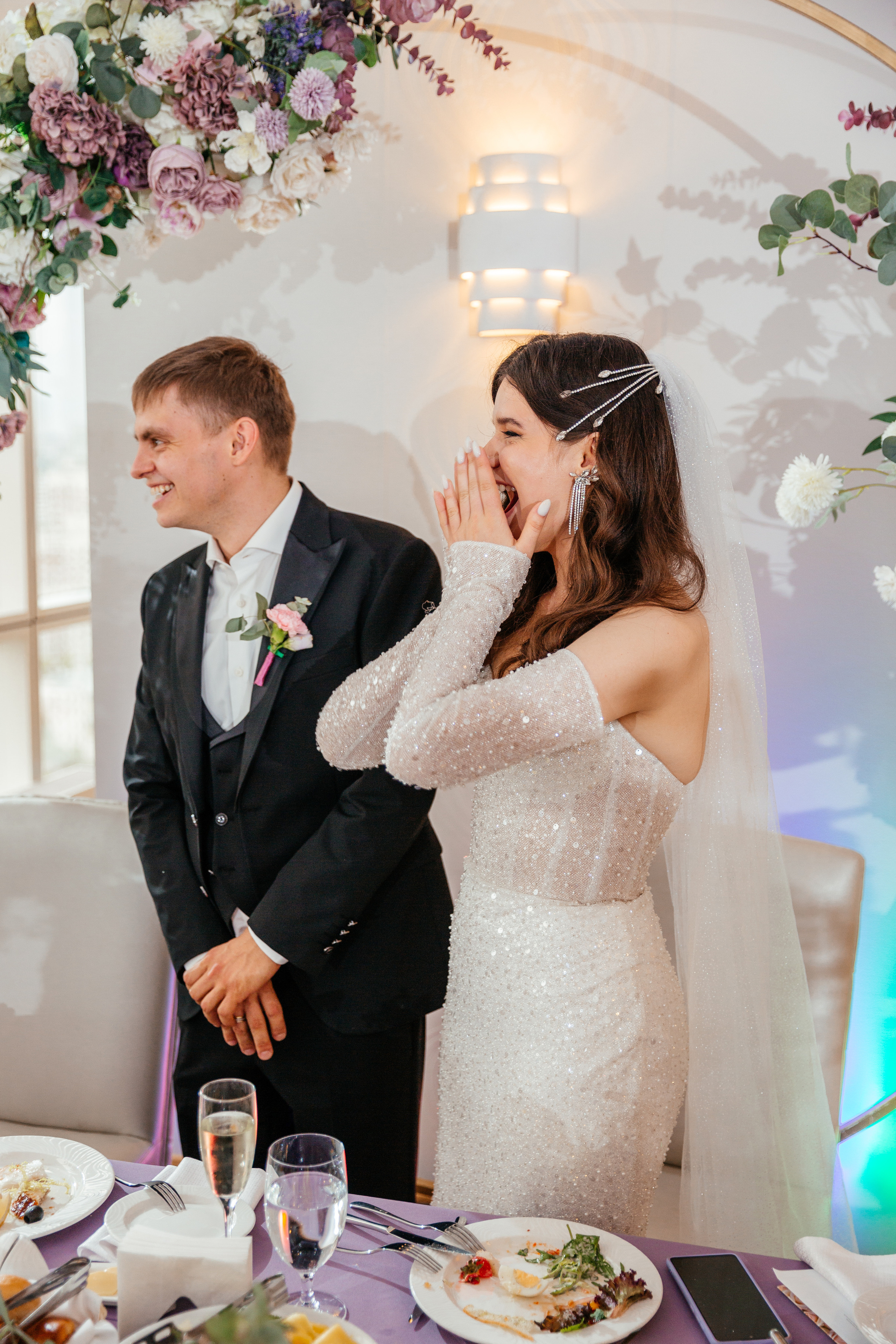 Антон и Елена | Crowne Plaza Moscow. Свадебный фотограф Ангелина Зотова | Обнинск, Москва, Калуга