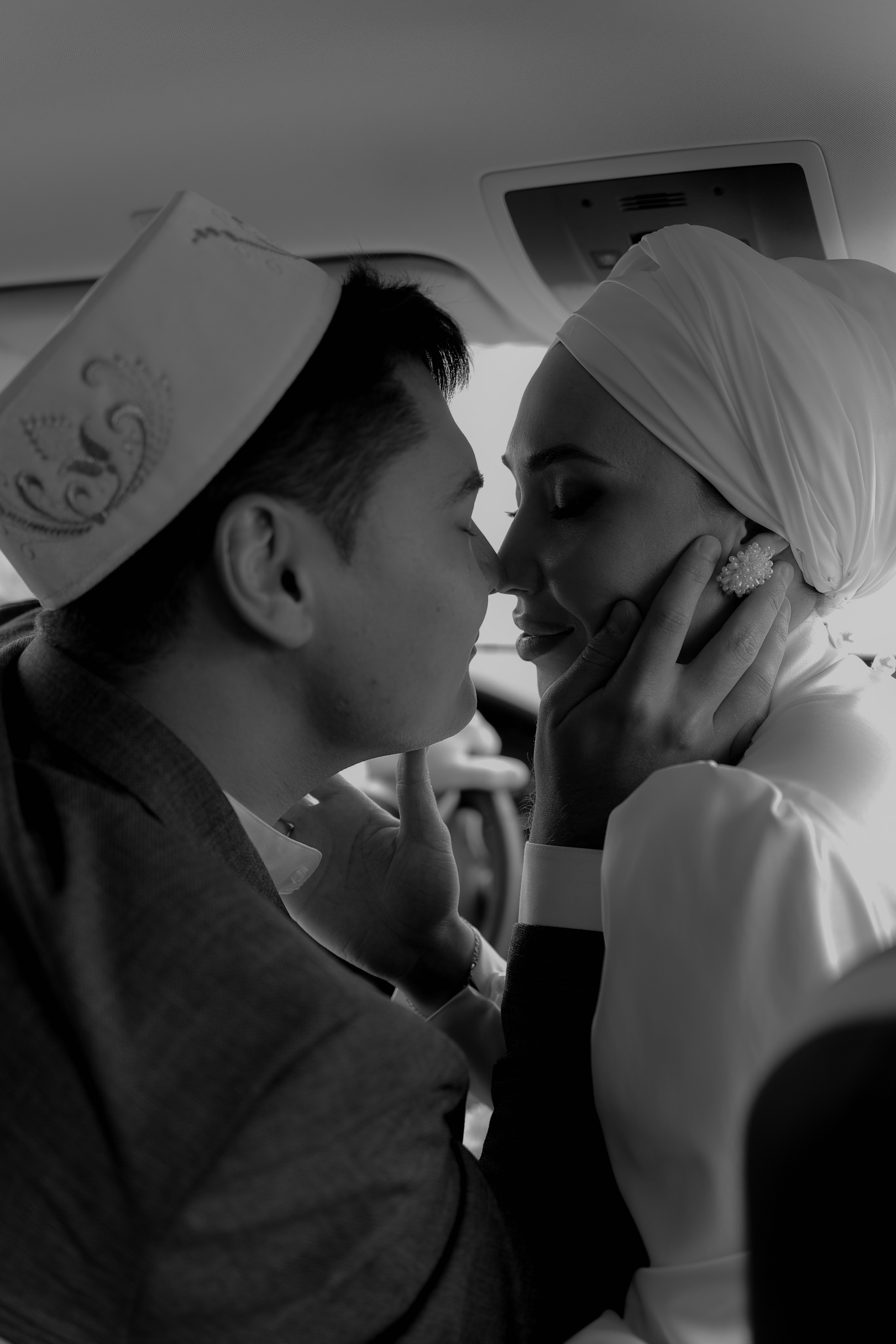 1. Свадебный фотограф Уфа