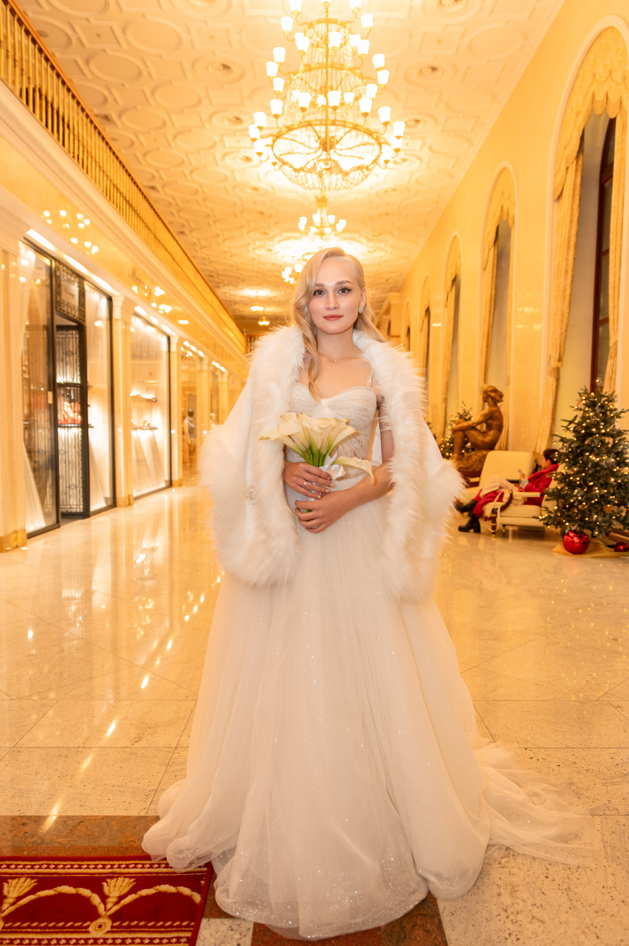 Свадебная фотосессия в Radisson Collection Hotel мск. Свадебный и портретный фотограф в Москве Жердев Даниил