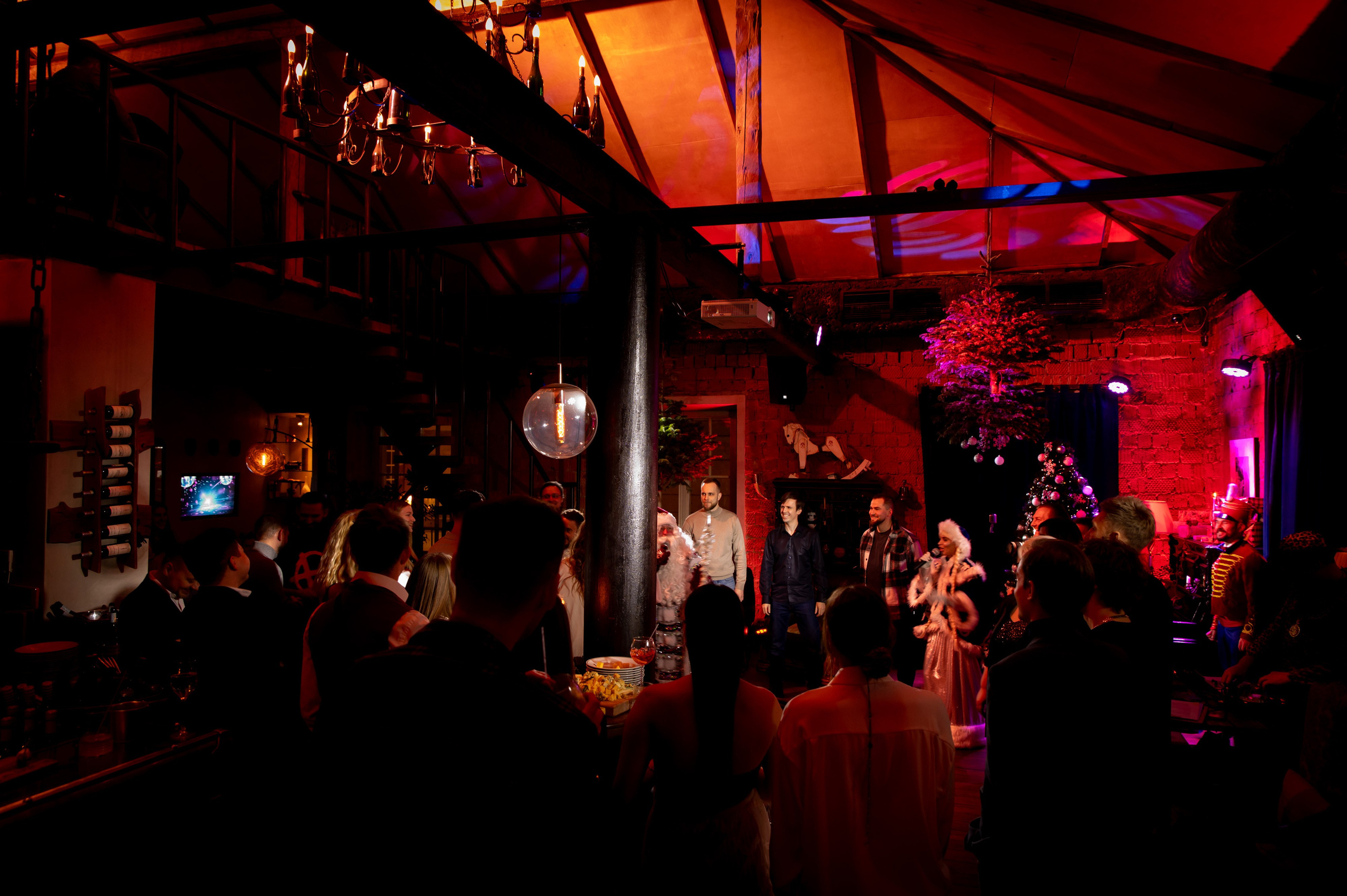 Фотосъемка Новогоднего корпоратива в Москве. Свадебный и портретный фотограф в Москве Жердев Даниил