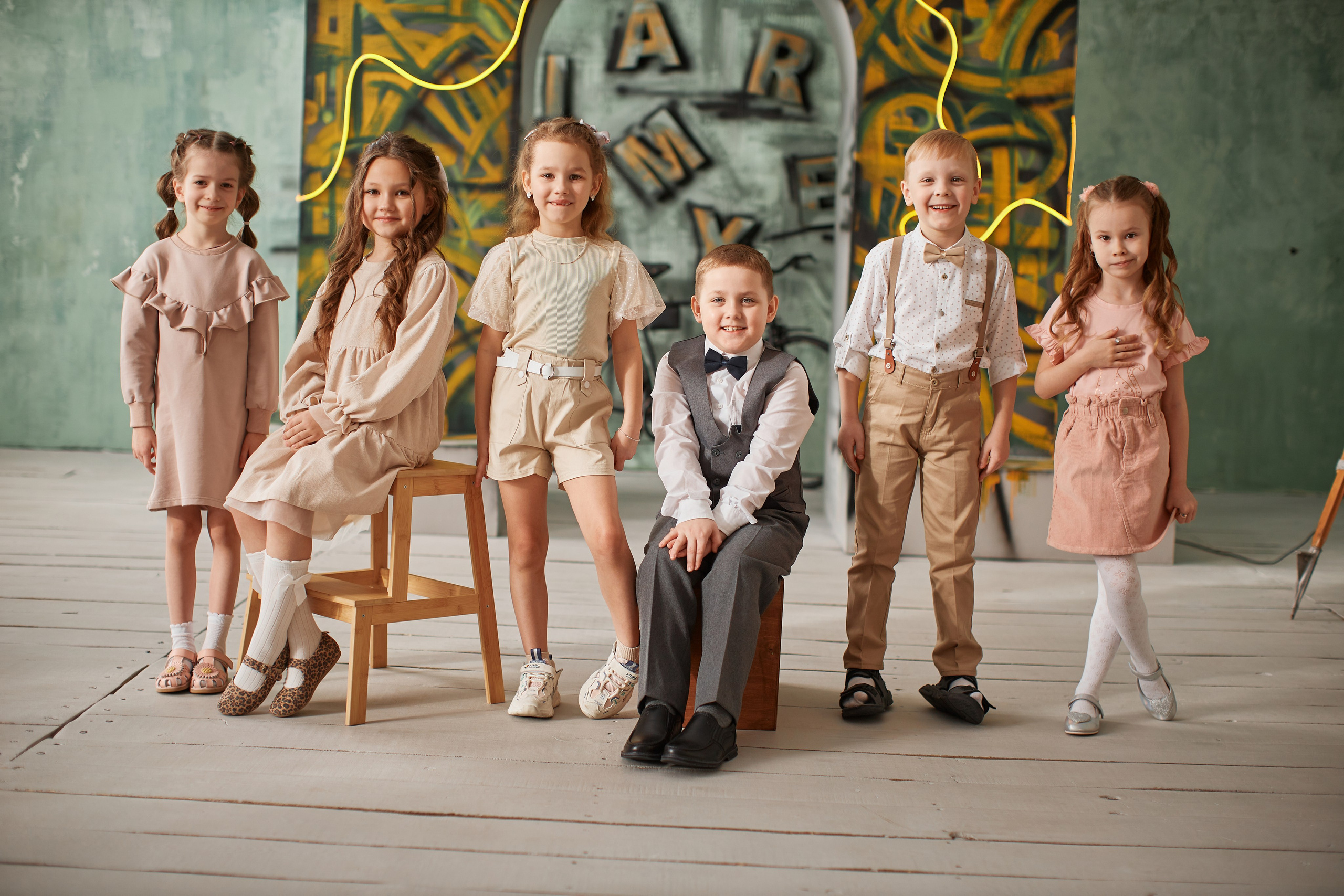 Групповые. Выпускные альбомы в городе Курган для всех