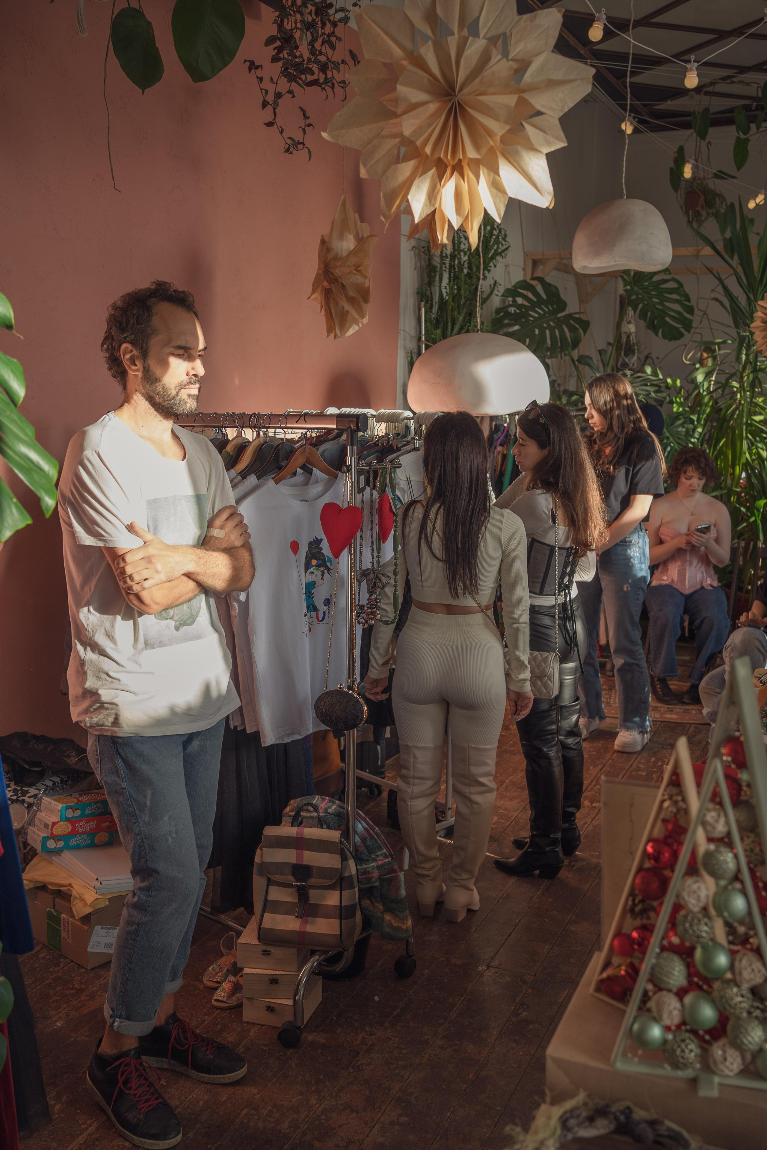 Garage sale. 5floora. Главная