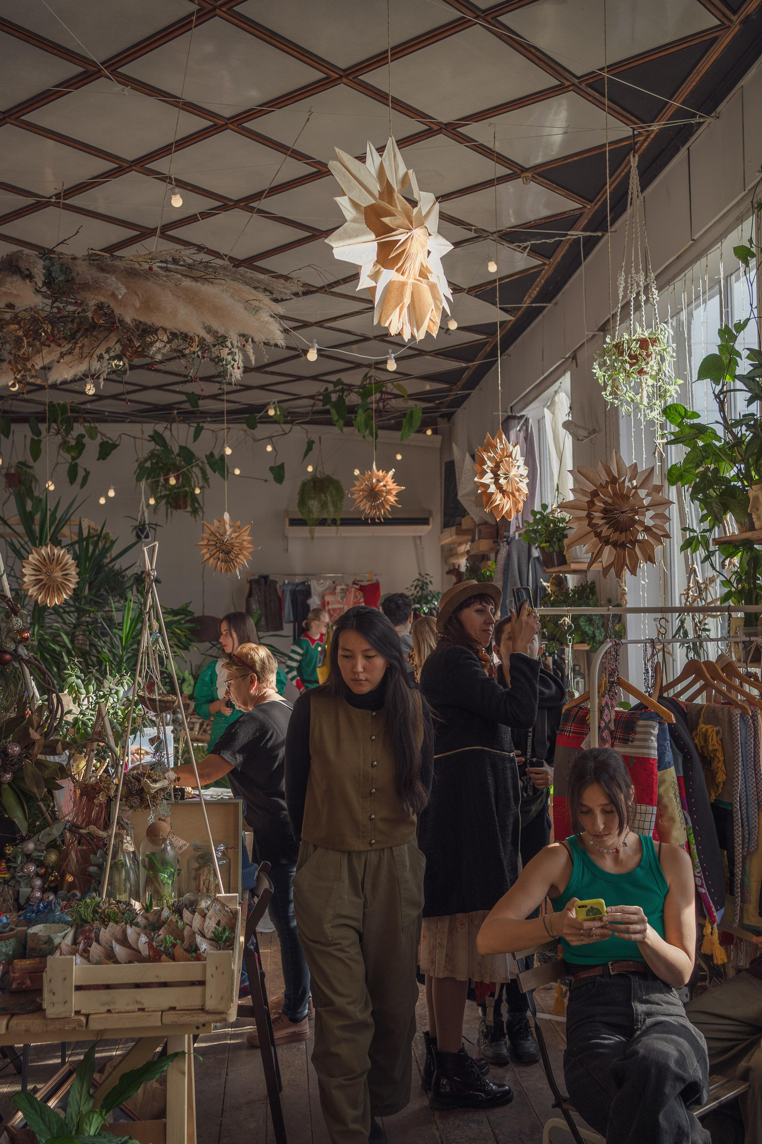 Garage sale. 5floora. Главная