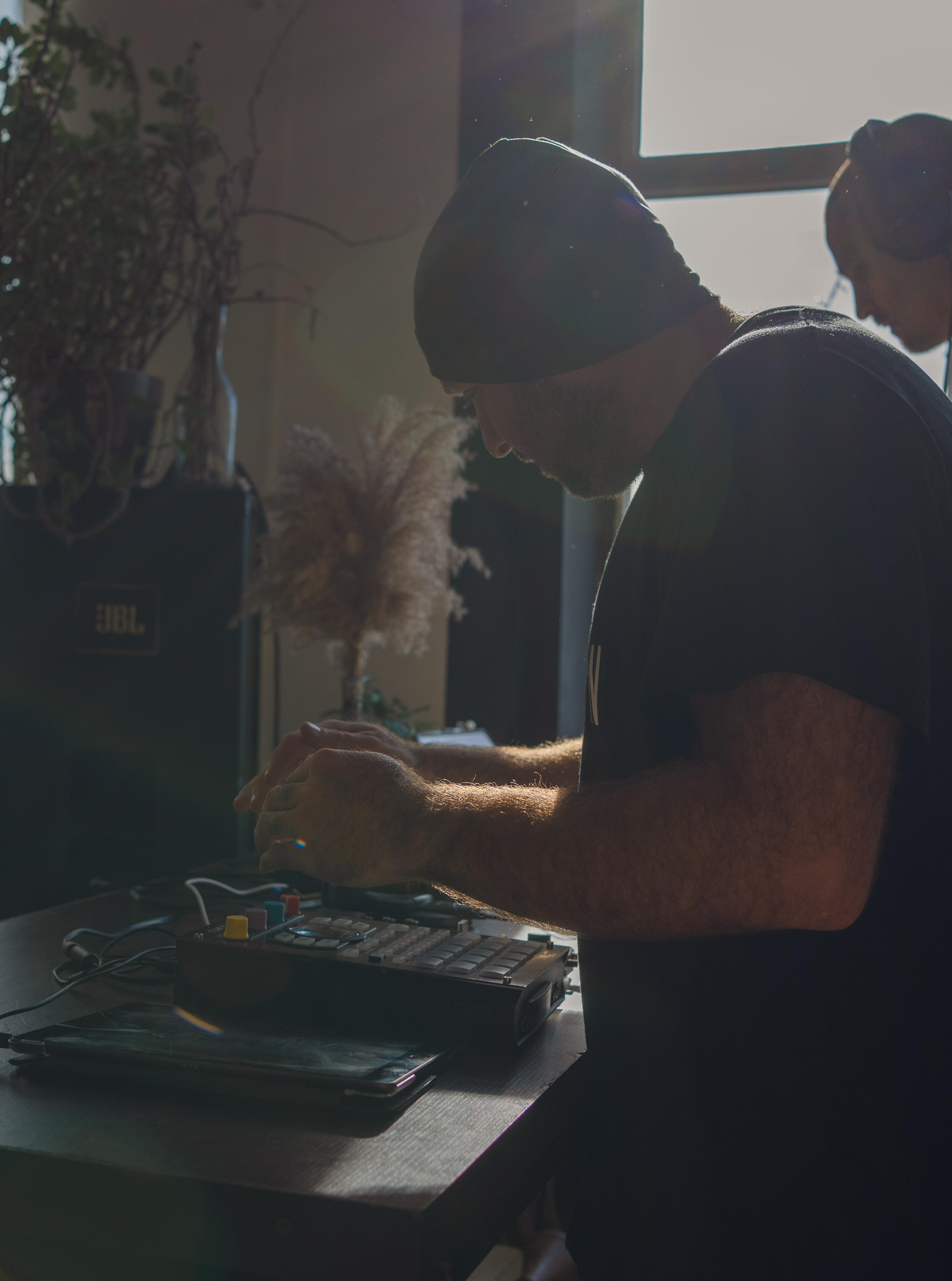 Garage sale. 5floora. Главная