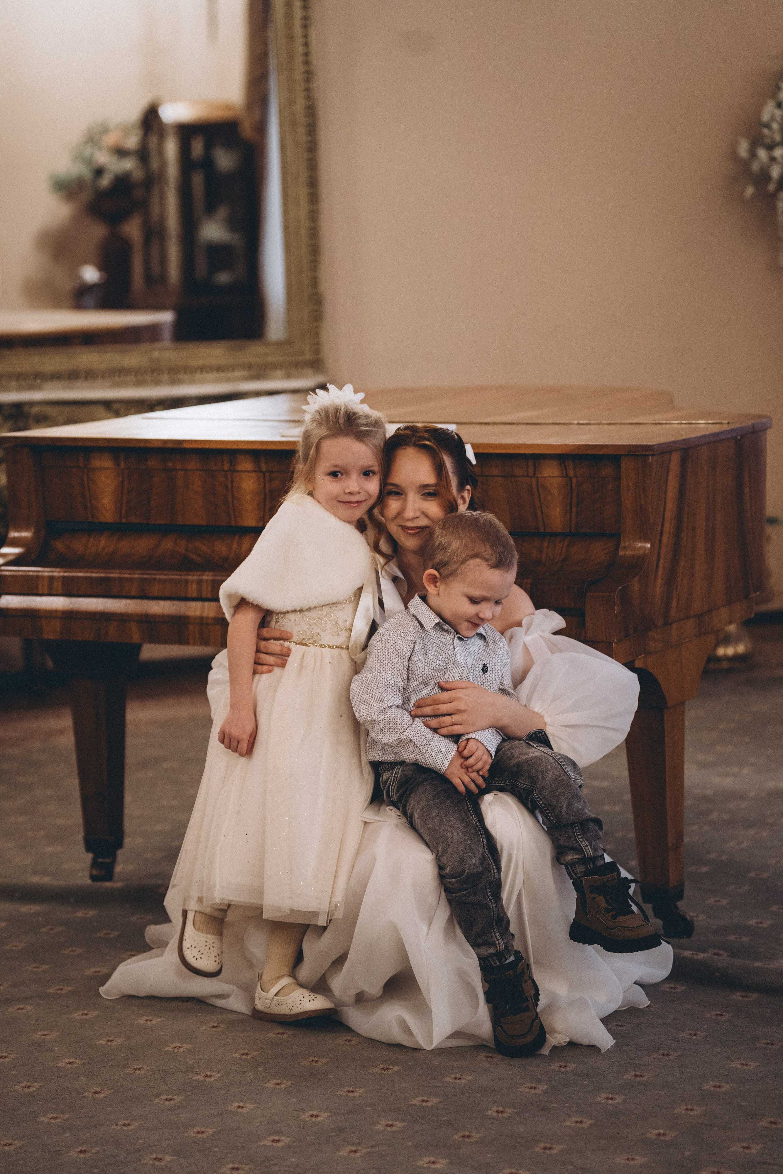 СВАДЕБНАЯ СЬЕМКА ВО ВТОРОМ ДВОРЦЕ С ГОСТЯМИ И ПРОГУЛКА В ТАВРИЧЕСКОМ САДУ. Профессиональный фотограф, Санкт-Петербург — Виктория Богомолова