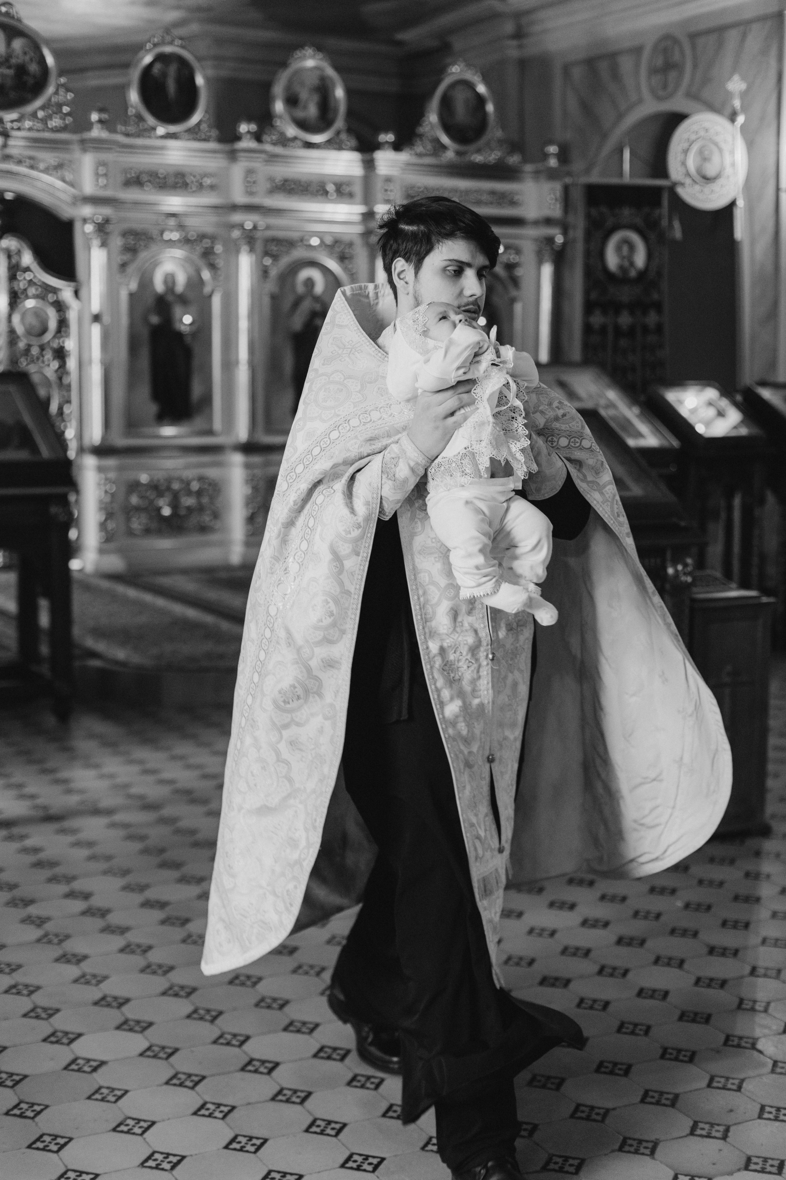 Крещение в Храме Знамения Божией Матери и свв. Жён-Мироносиц. Свадебный и семейный фотограф в Нижнем Новгороде Екатерина Наймарк