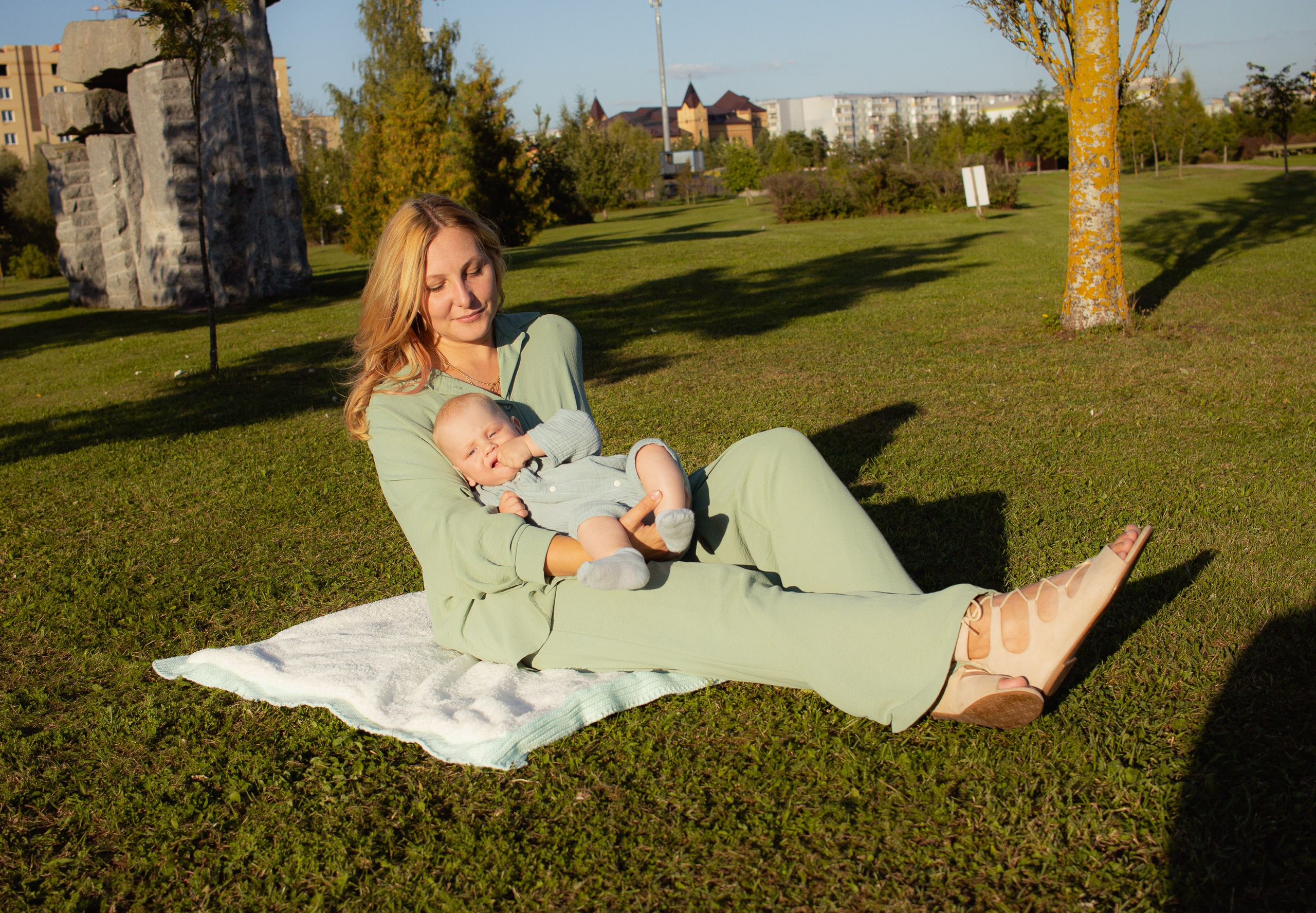 Наташа с малышом. Фотограф Великий Новгород Татьяна Чиглинцева