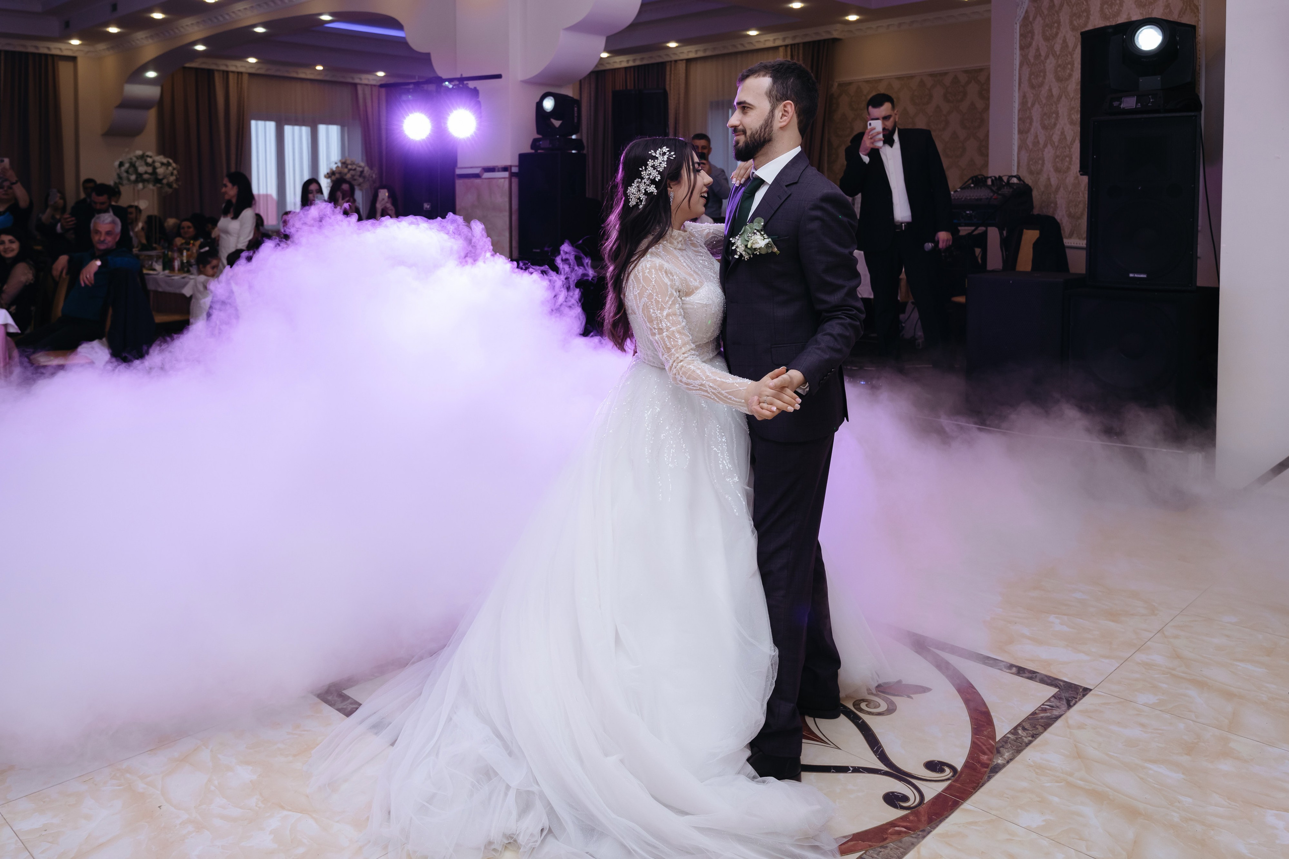 Арман и Ина. Свадебный фотограф Красноярск Вязьминова Мария