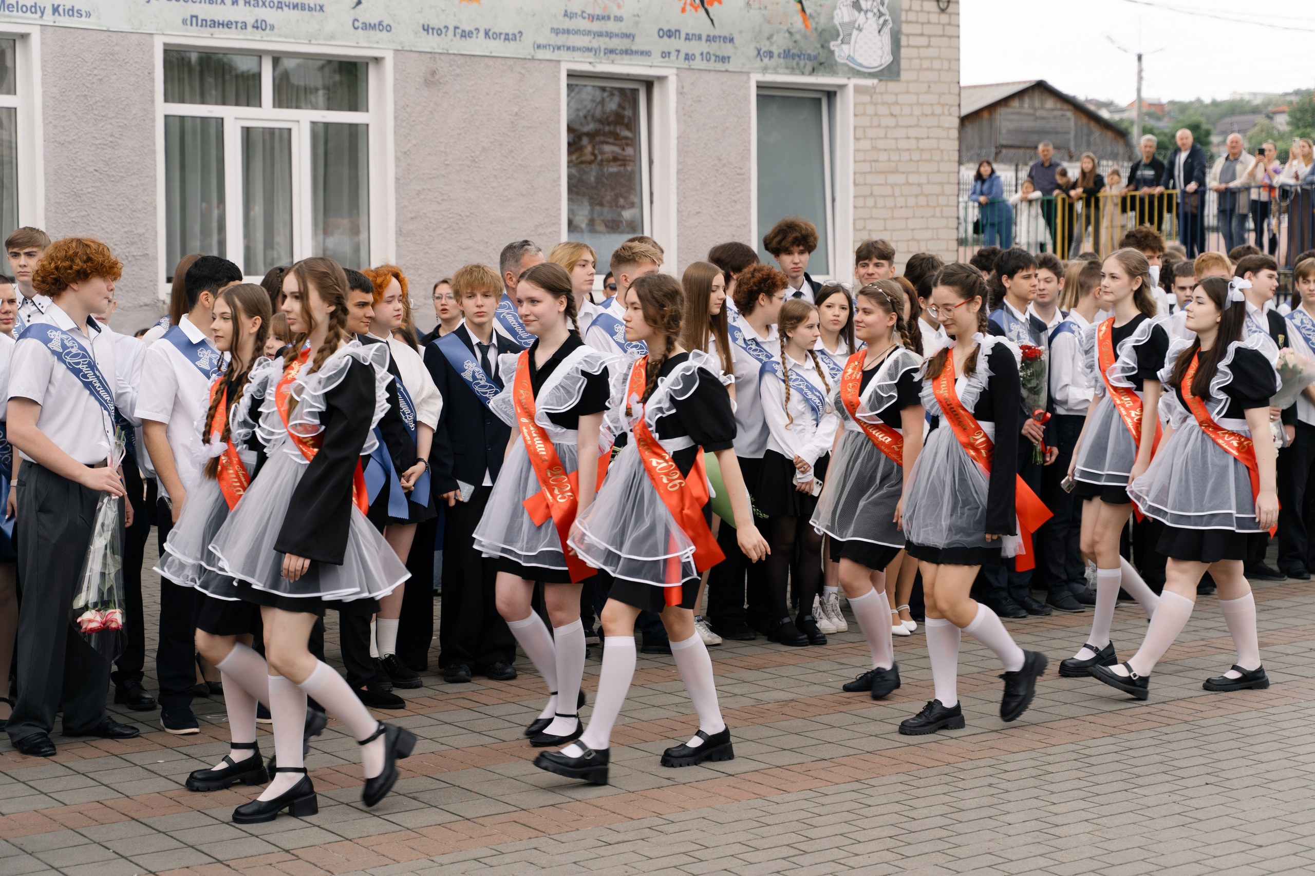 40 Школа последний звонок 2026. Выпускные альбомы Натальи Бутко: Новороссийск, Анапа, Геленджик