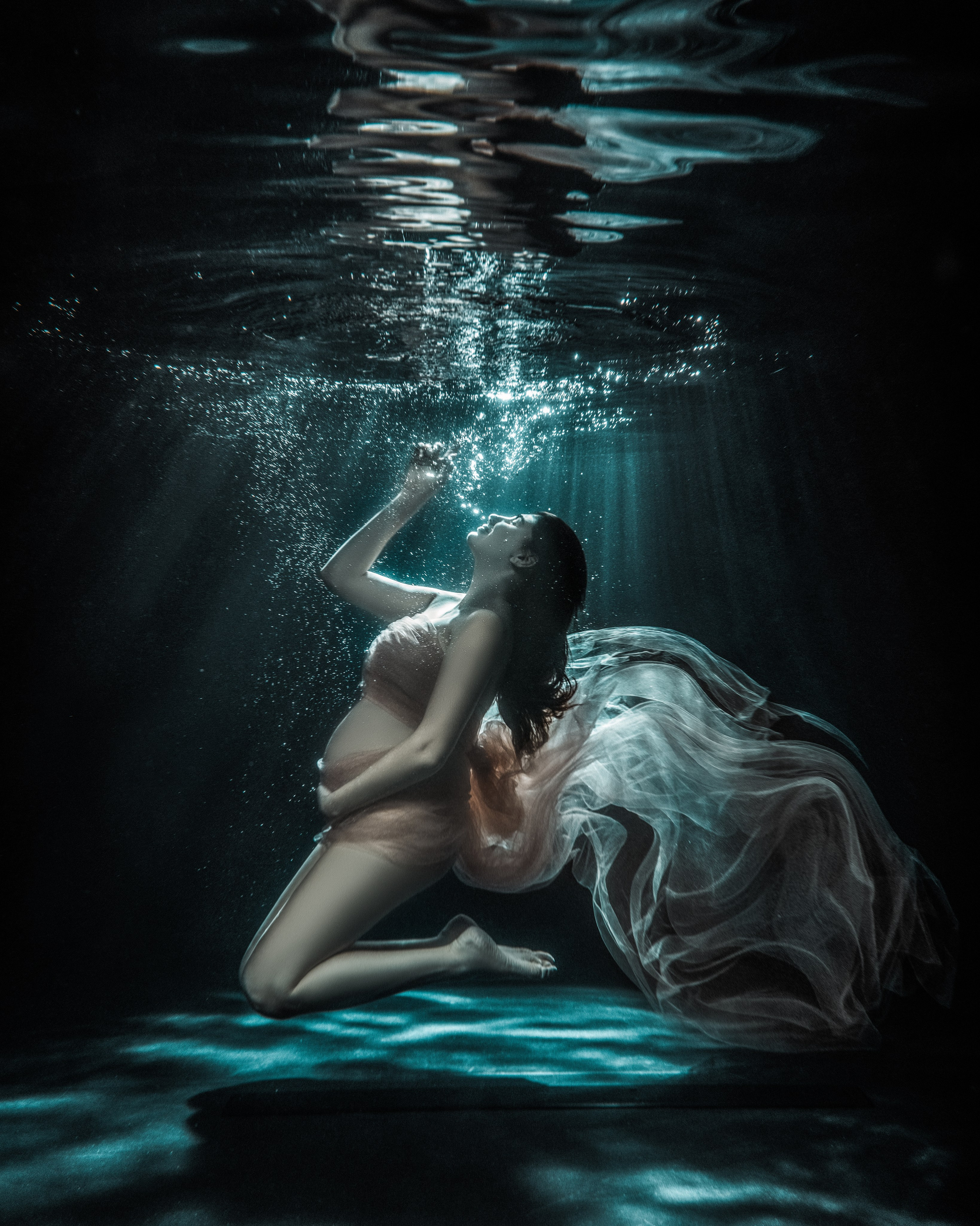 БАССЕЙН. Фотограф Беременности в Краснодаре Кара Артисан