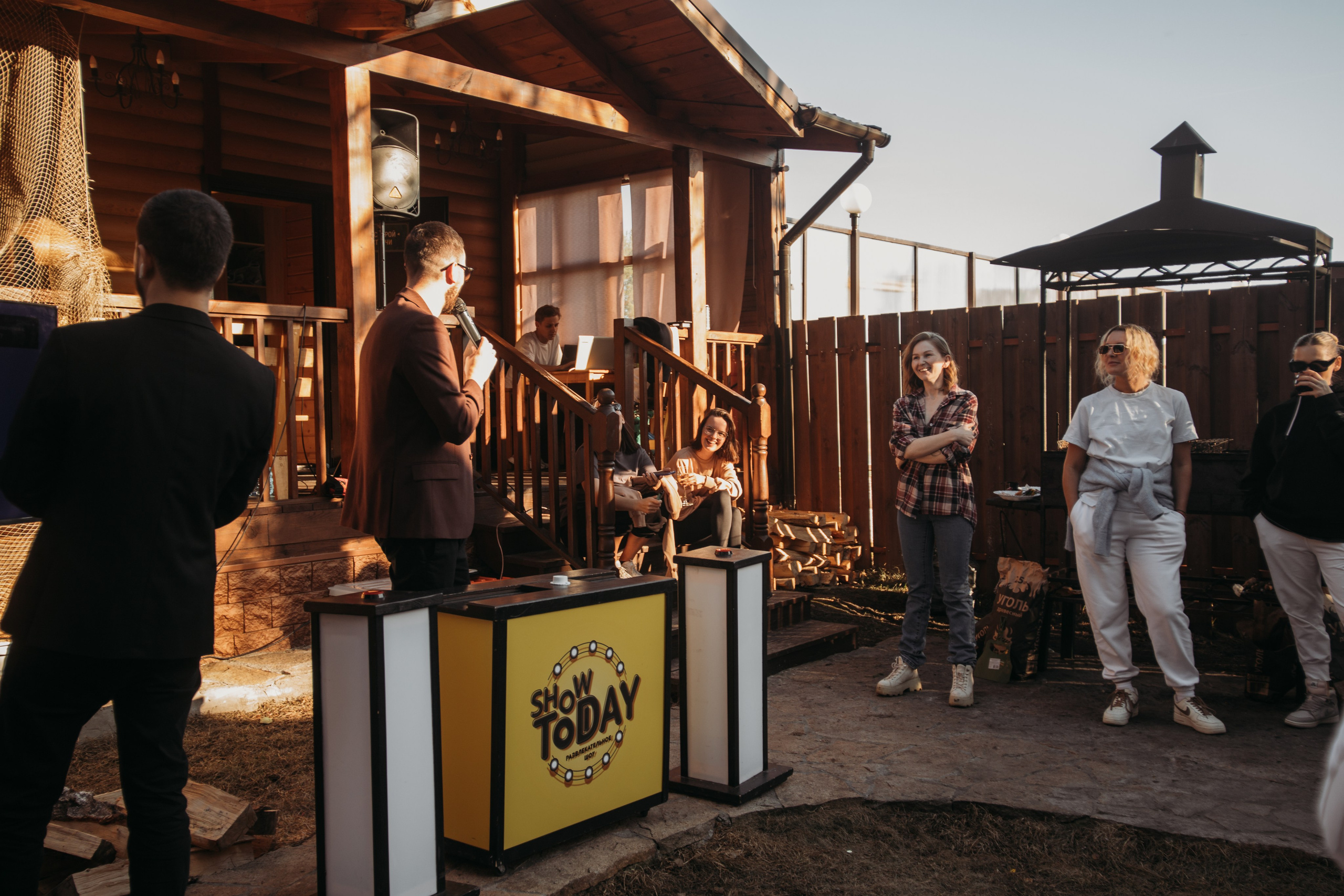 Корпоратив Muza_Arts. Венера Гайн. Репортажный фотограф  Тюмень. Обучение фотографии с 0