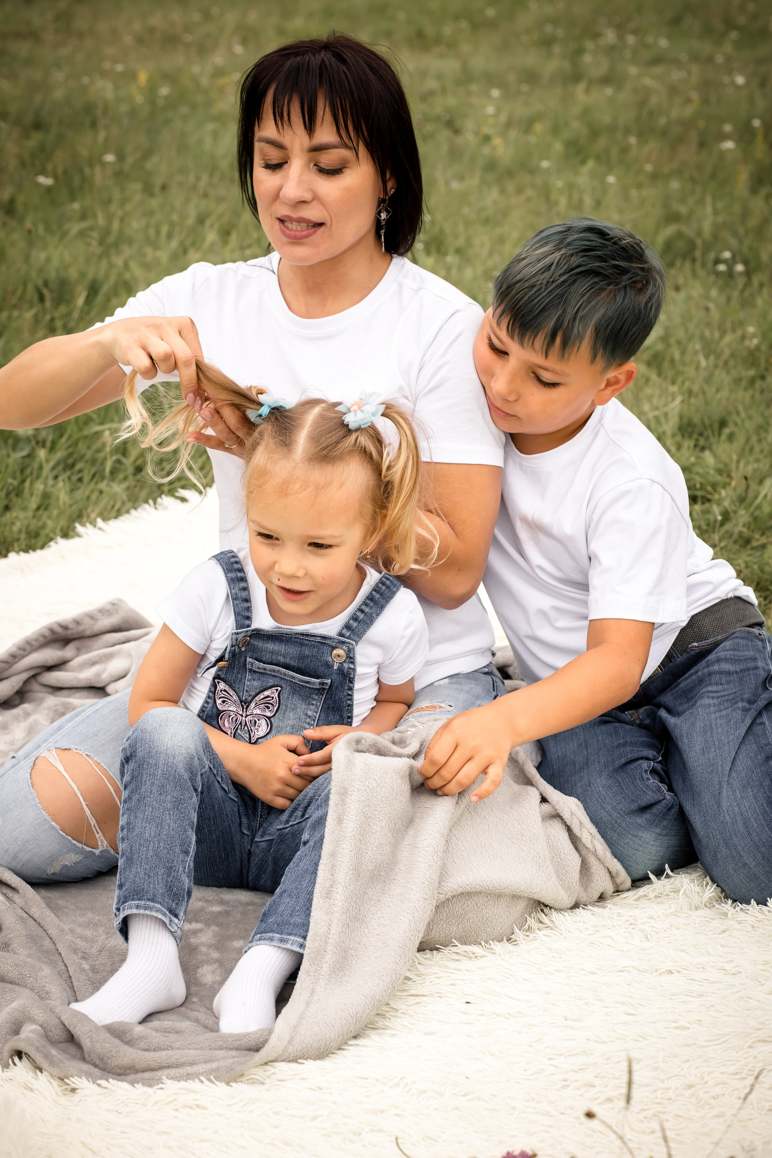 Катя с детками