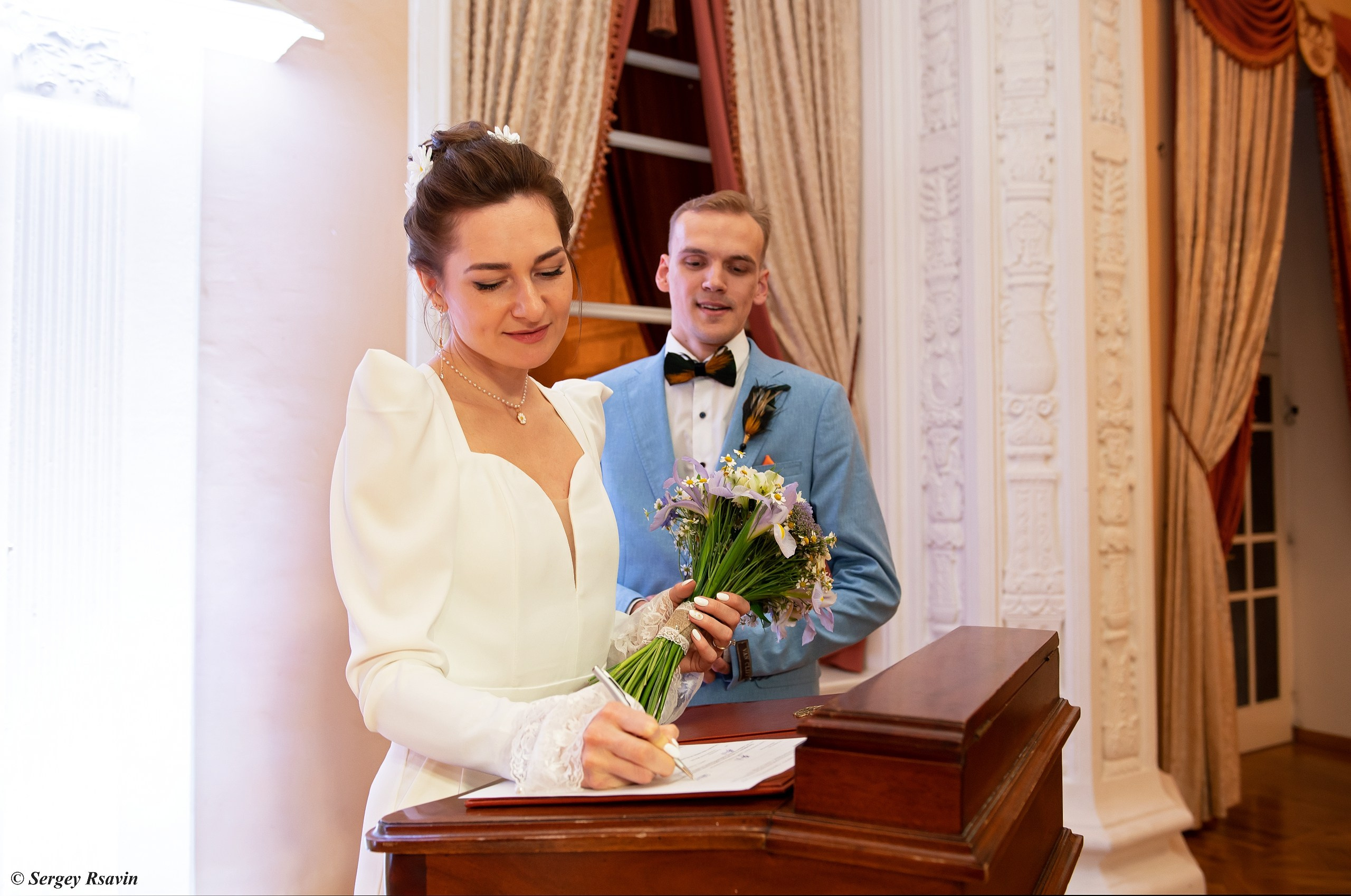 Регистрация в ЦМИ. Фотограф в Москве Сергей Рсавин