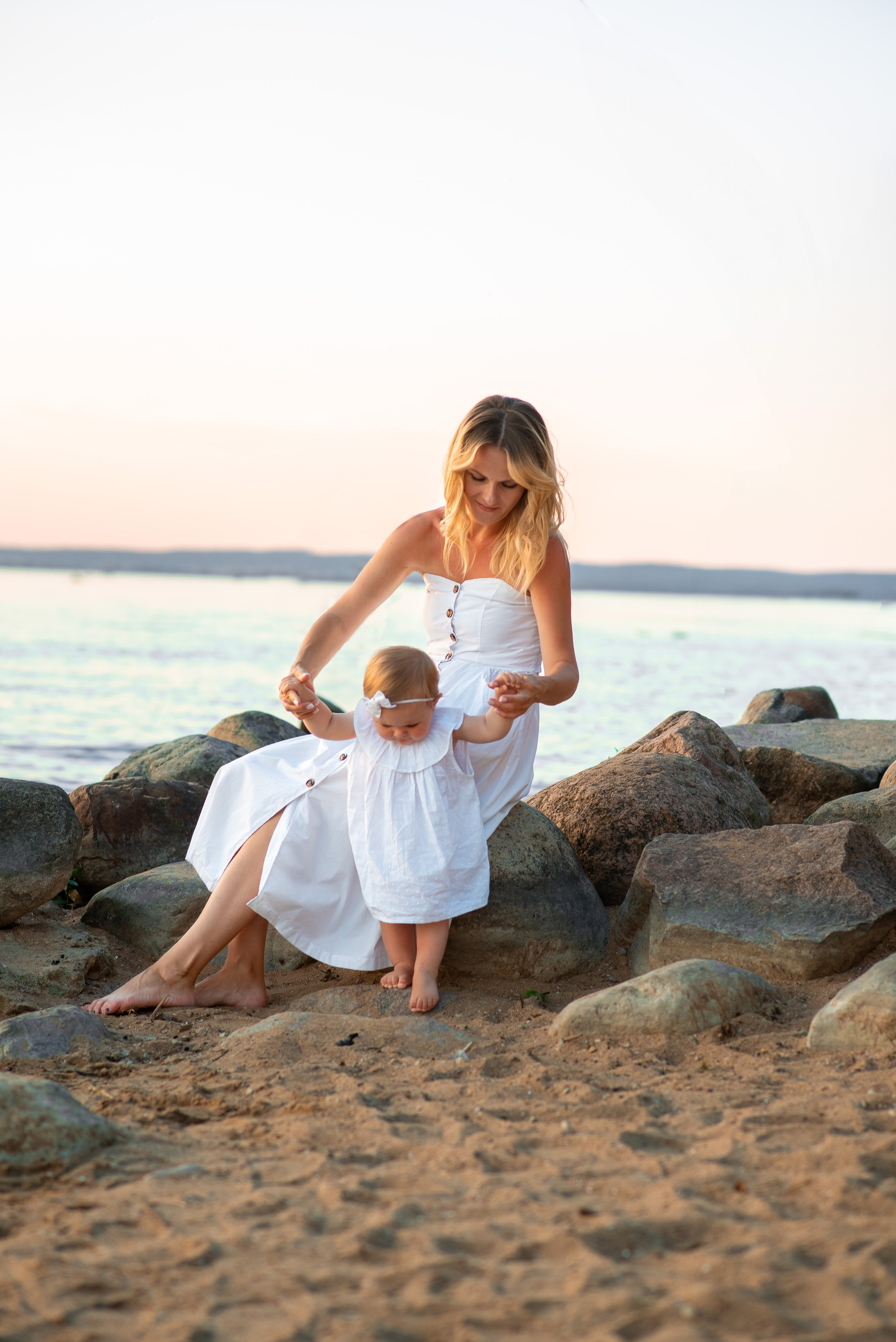 Татьяна на Минском море. Семейный фотограф на выписку из роддома и крещение Минск Настя Гришук