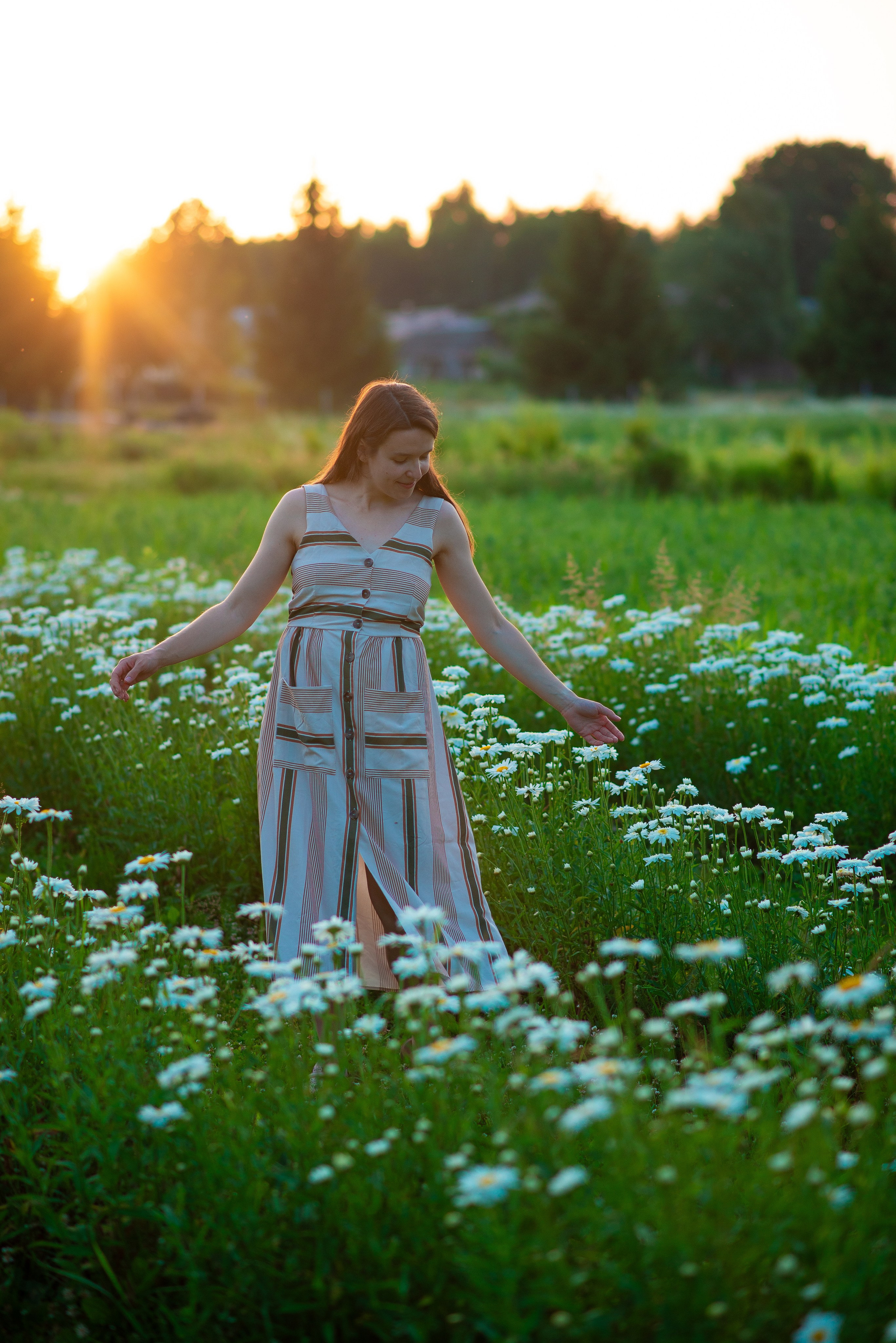 Вероника с семьей в ромашках. Семейный фотограф на выписку из роддома и крещение Минск Настя Гришук