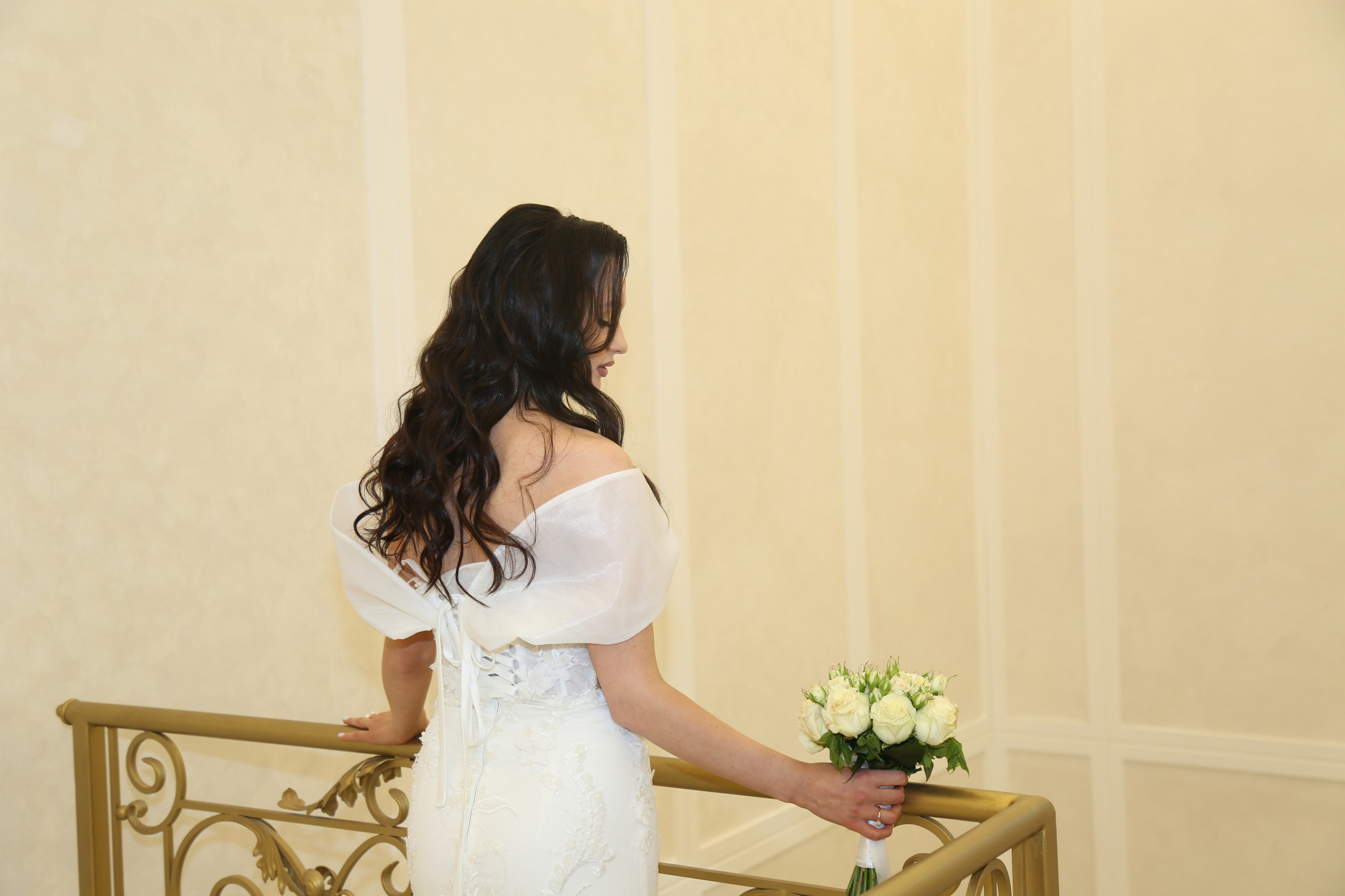 Свадебная фотосессия Андрея и Татьяны. Фотосессия в студии в Москве от профессионального фотографа услуги по доступным ценам