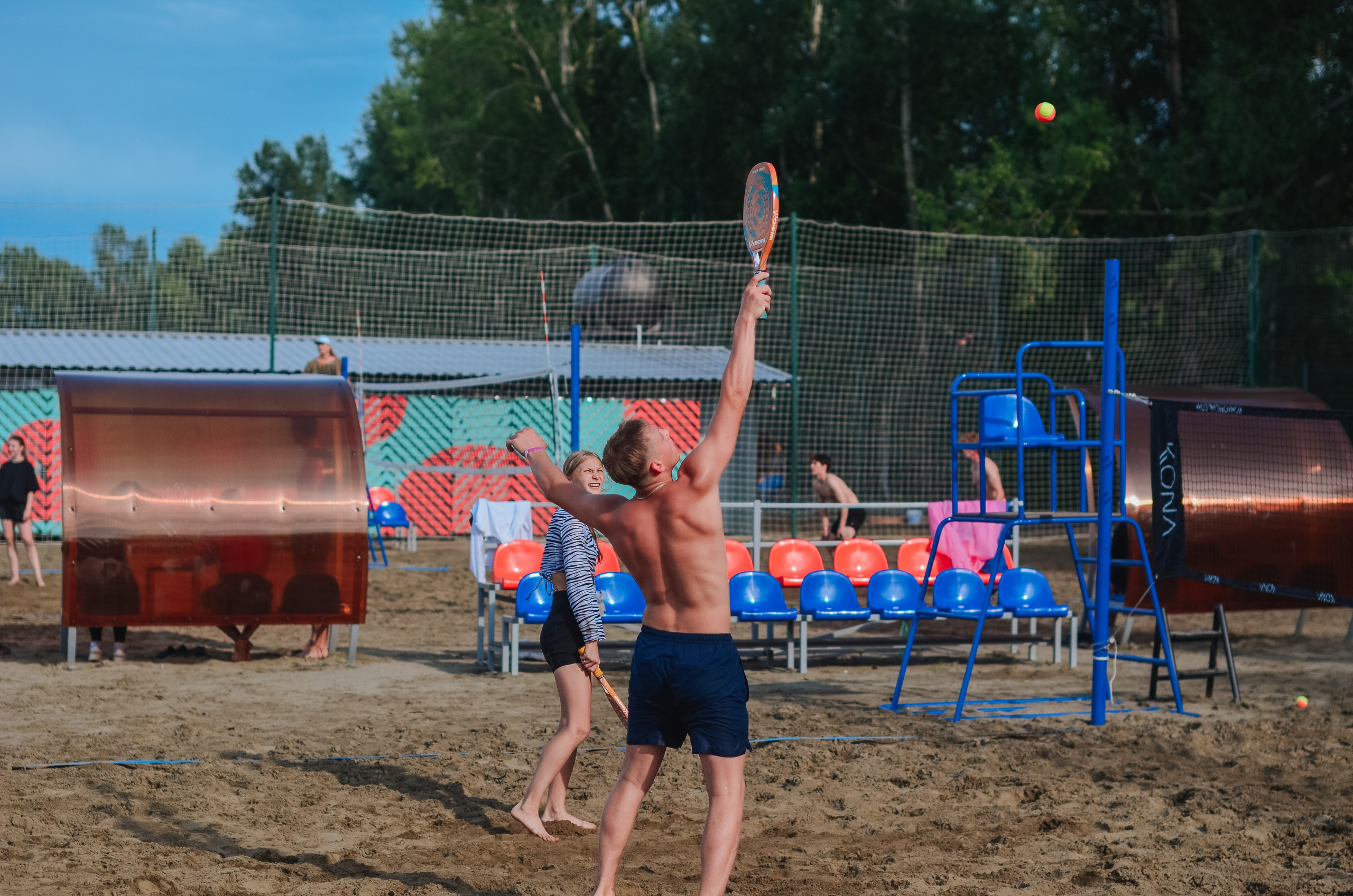 Фестиваль «Грань» 2025. Спортивная площадка. Денисова Аля — фотограф для парных съемок и индивидуальных историй в Барнауле