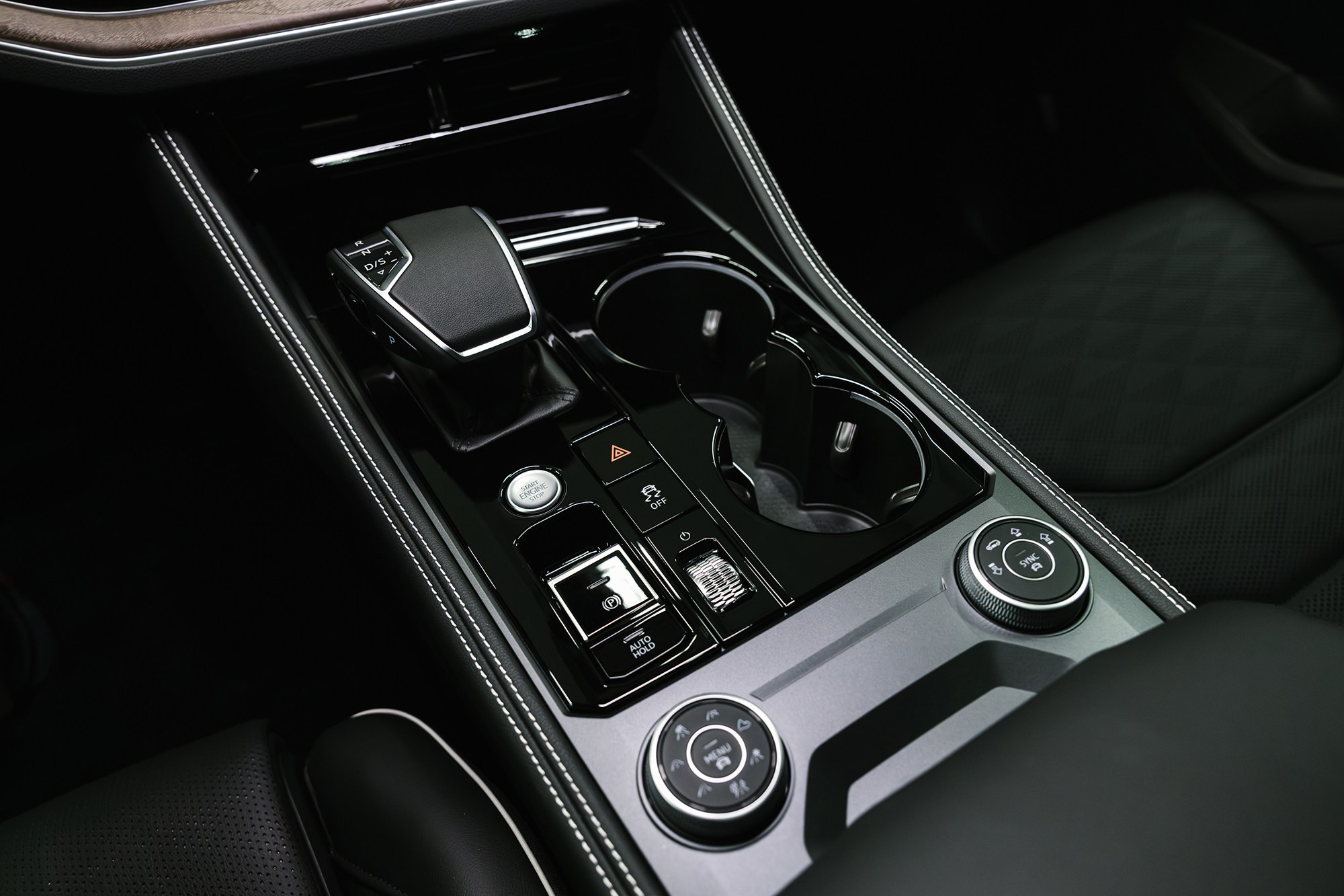 Volkswagen Touareg R-Line 3.0 TDI AT (286 л. с.) 2025. Автосалон «Х-Авто»