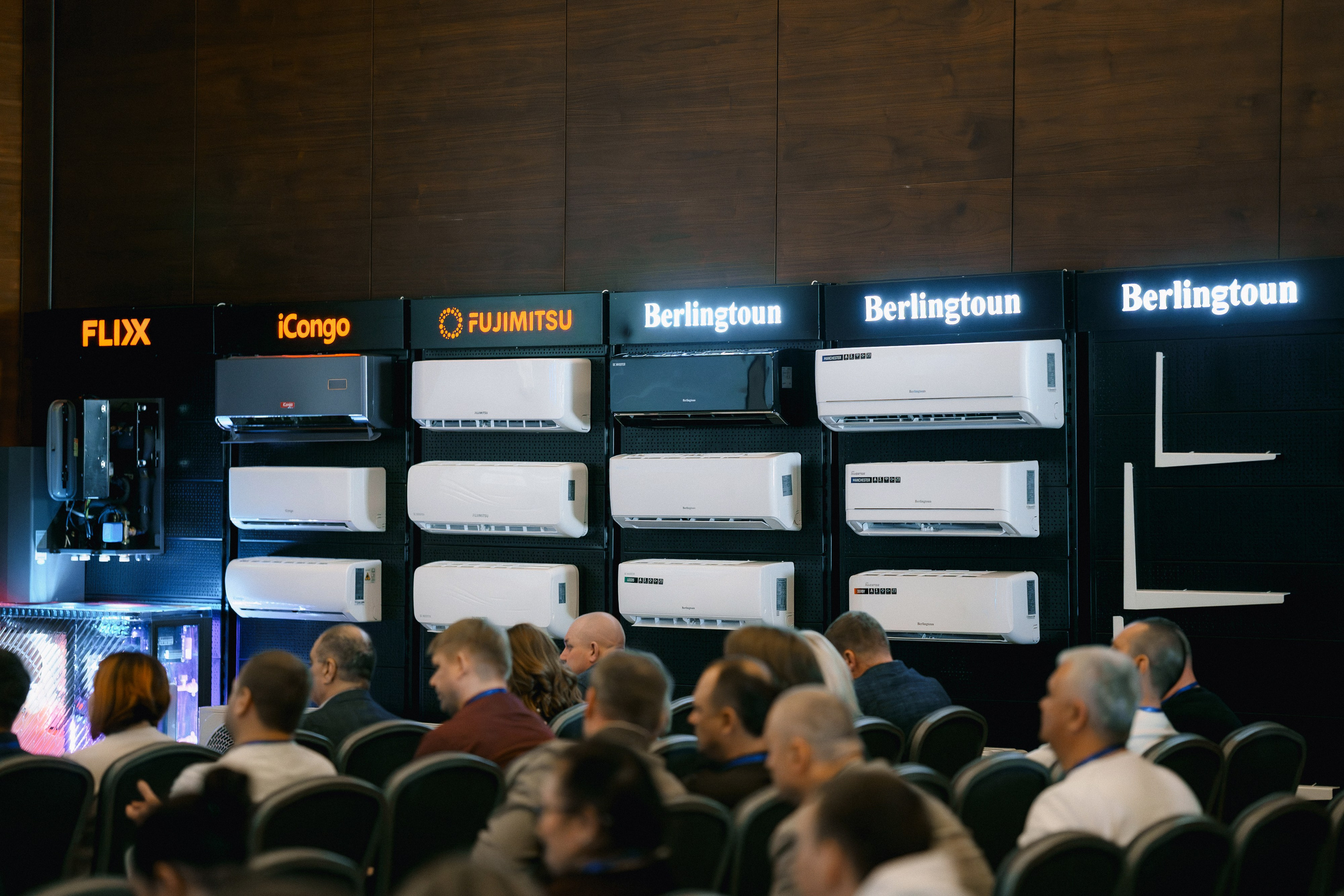 Девятый вал (МАРРИОТ). Свадебный и репортажный фотограф в Воронеже Роман Янко