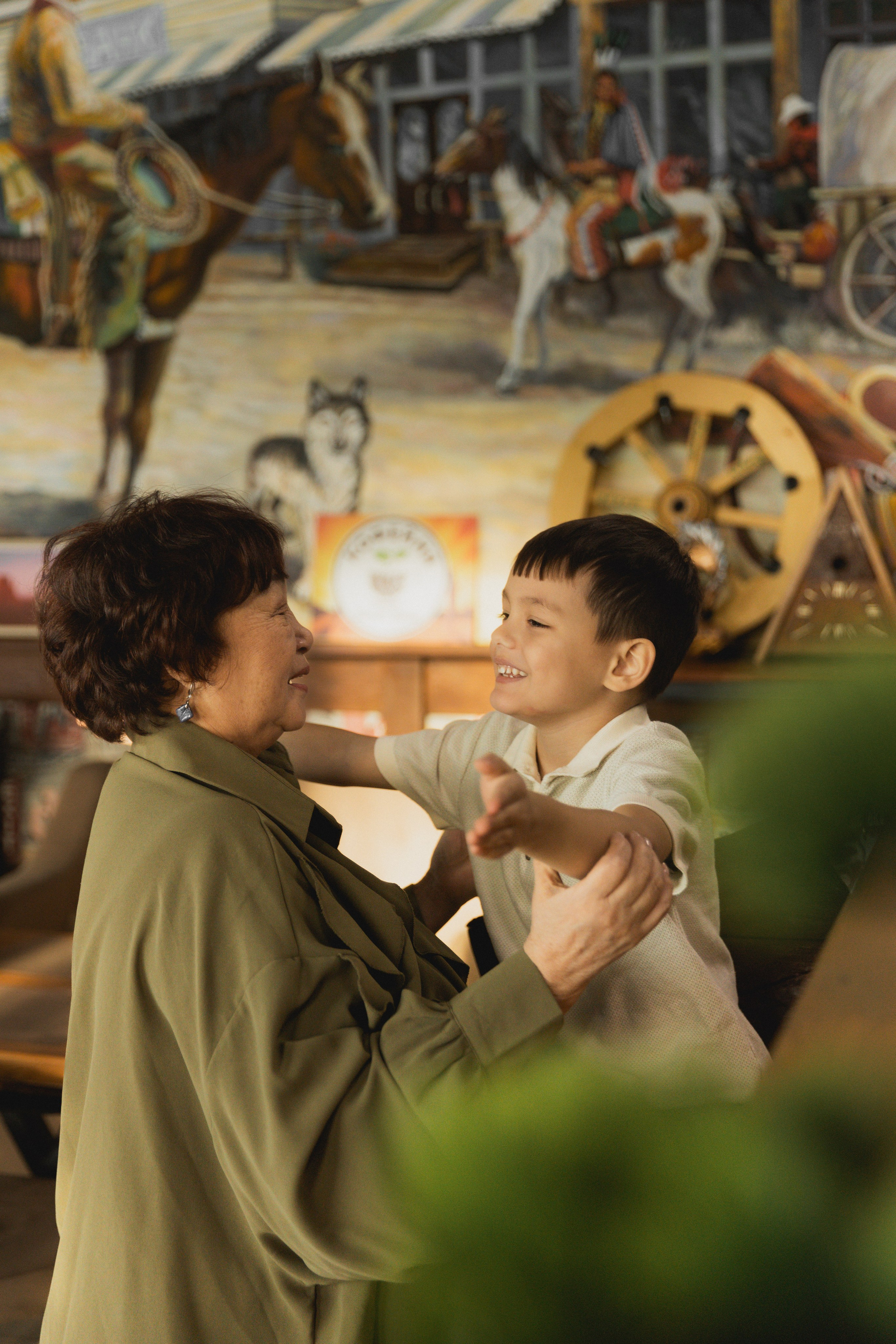 Бабушка и внук. Семейный и свадебный фотограф Лилия Матонина | Ангарск, Иркутск, Усолье-Сибирское, Байкал (Листвянка, Ольхон), Иркутская область