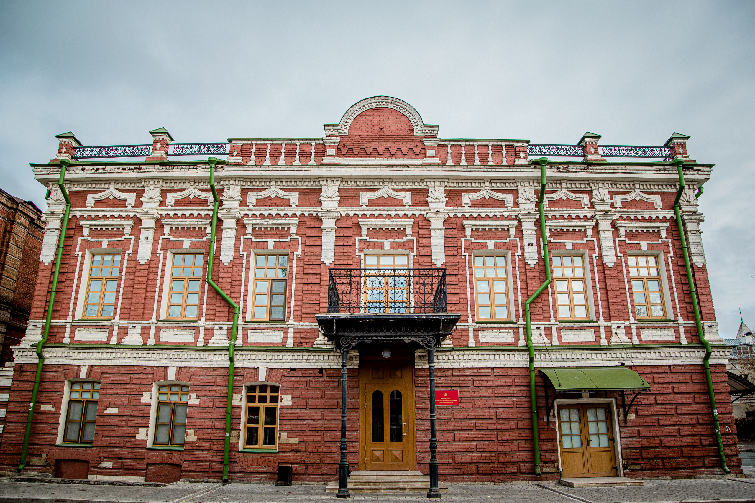 Порталы старого Оренбурга. Ваш фотограф в Оренбурге Рощупкина Екатерина