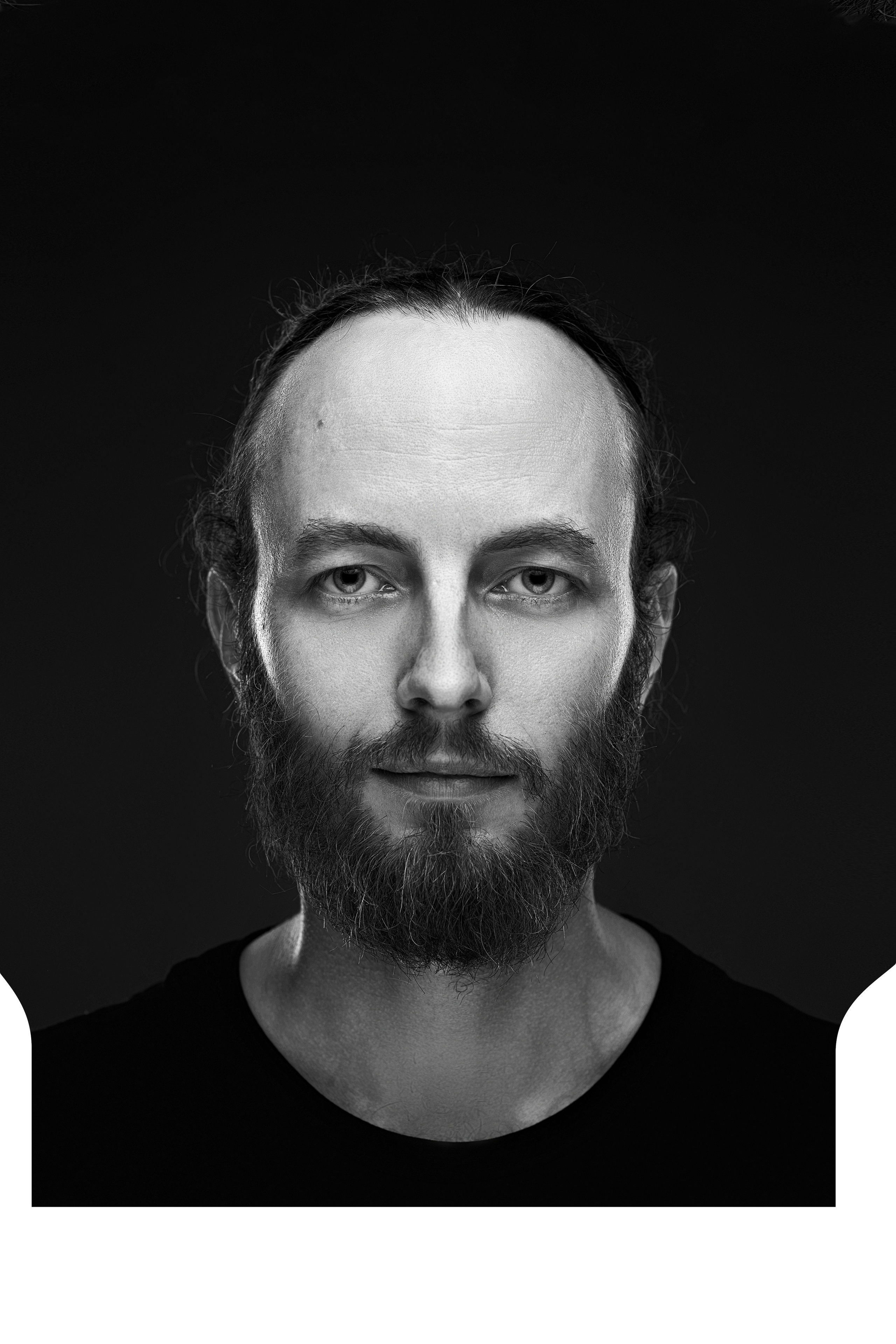 Преподаватель фотошколы в Новороссийске Гапкалов. Фотошкола 42 г. Новороссийск