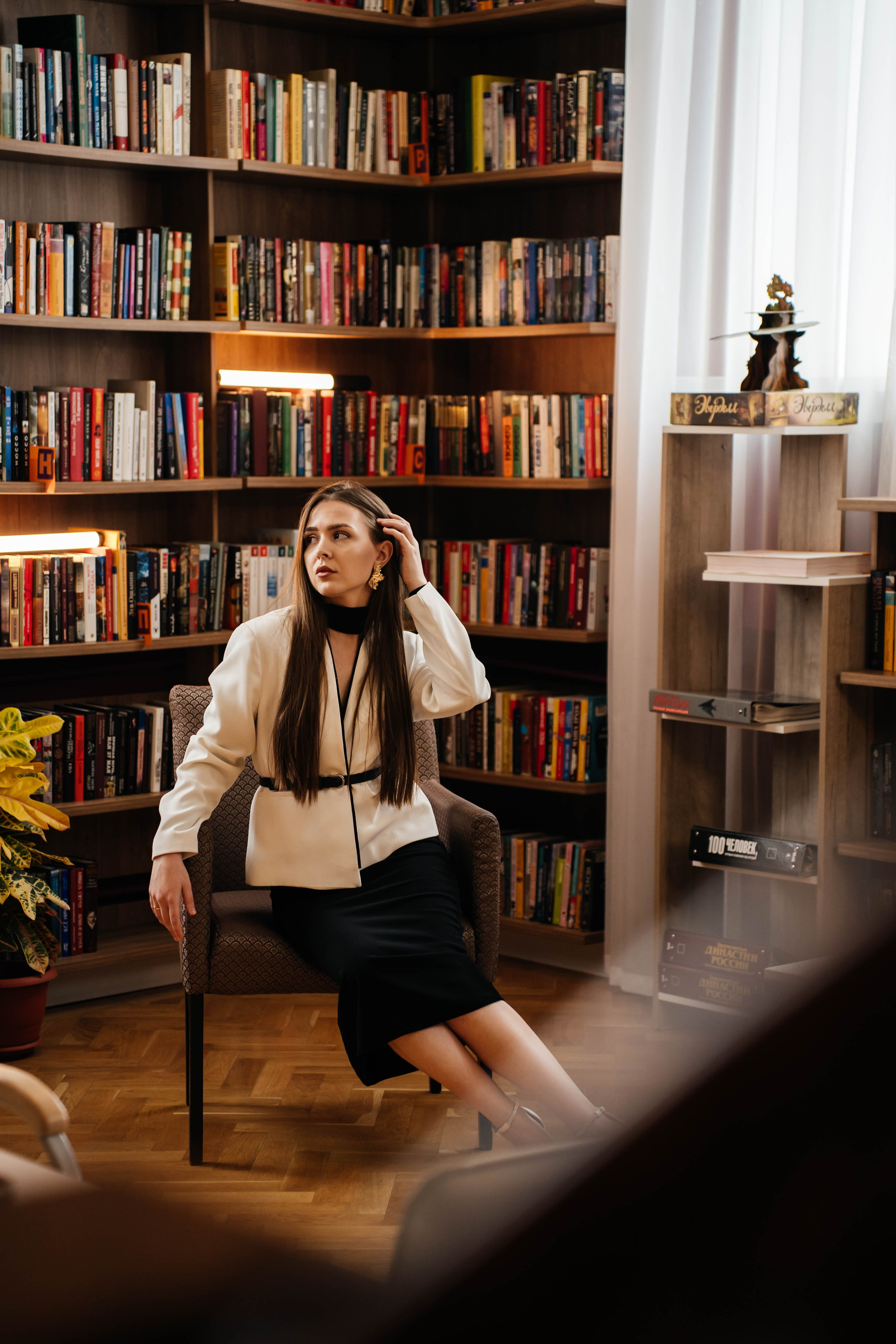 В библиотеке. Видеограф и Фотограф в Челябинске Ксения и Владимир Рюмины