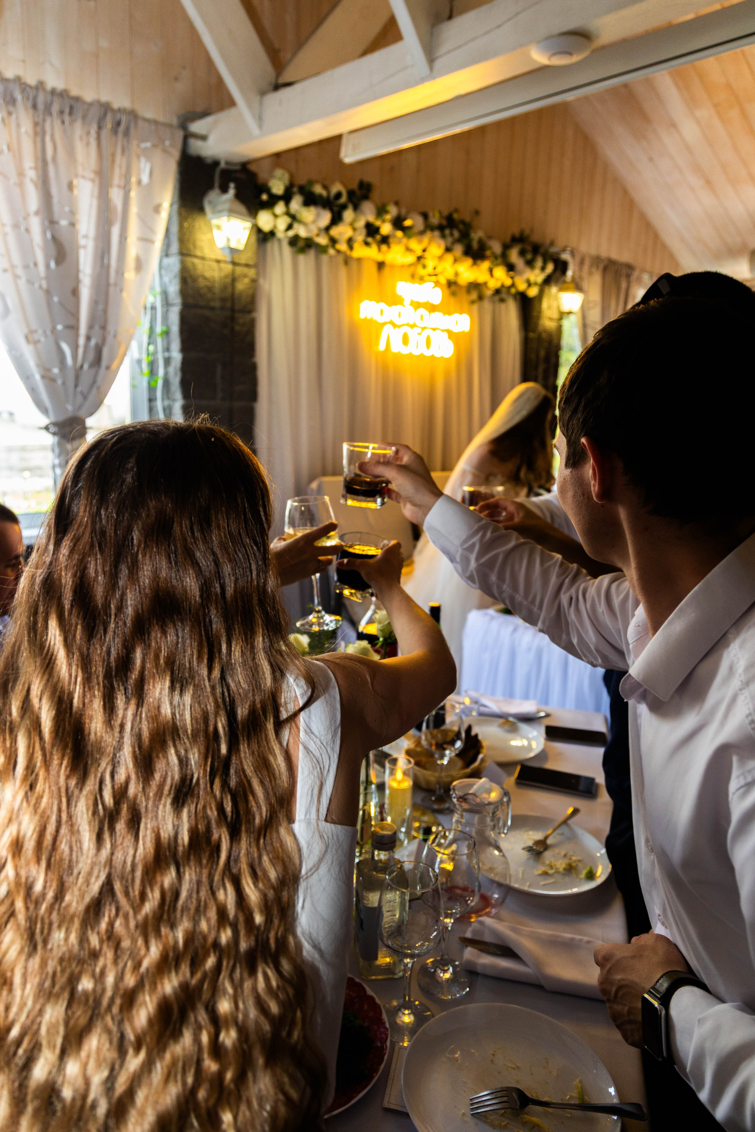 Свадебная фотосессия свадебный фотограф Татьяна Марсуверских свадебная фотопрогулка Москва Жуковский. Фотограф для маркетплейсов, фотоуслуги в Жуковском Татьяна Марсуверских