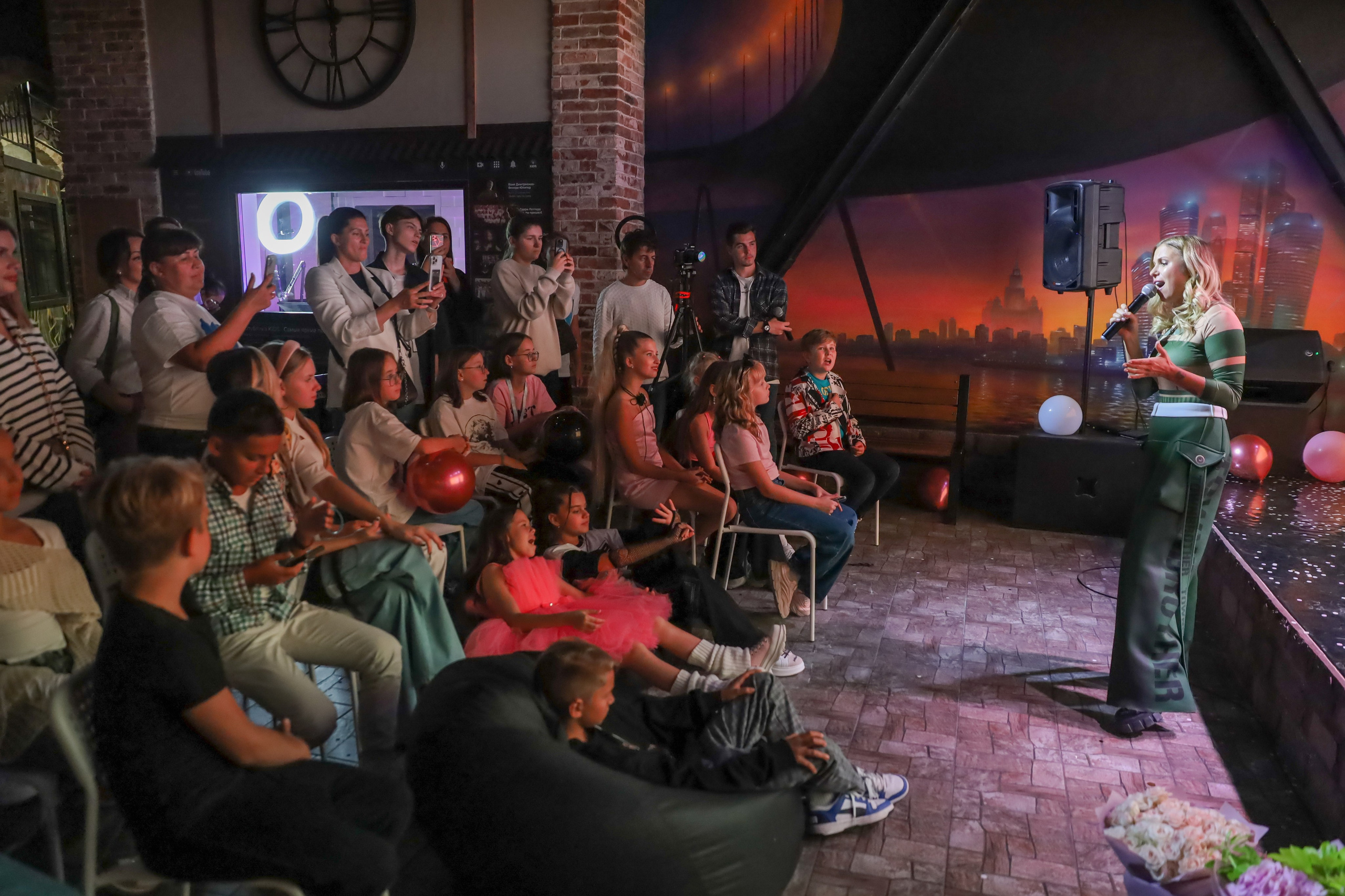 ДЕНЬ РОЖДЕНИЯ ЕВЫ В КРБ. Фотограф мероприятий Ирина Каширина