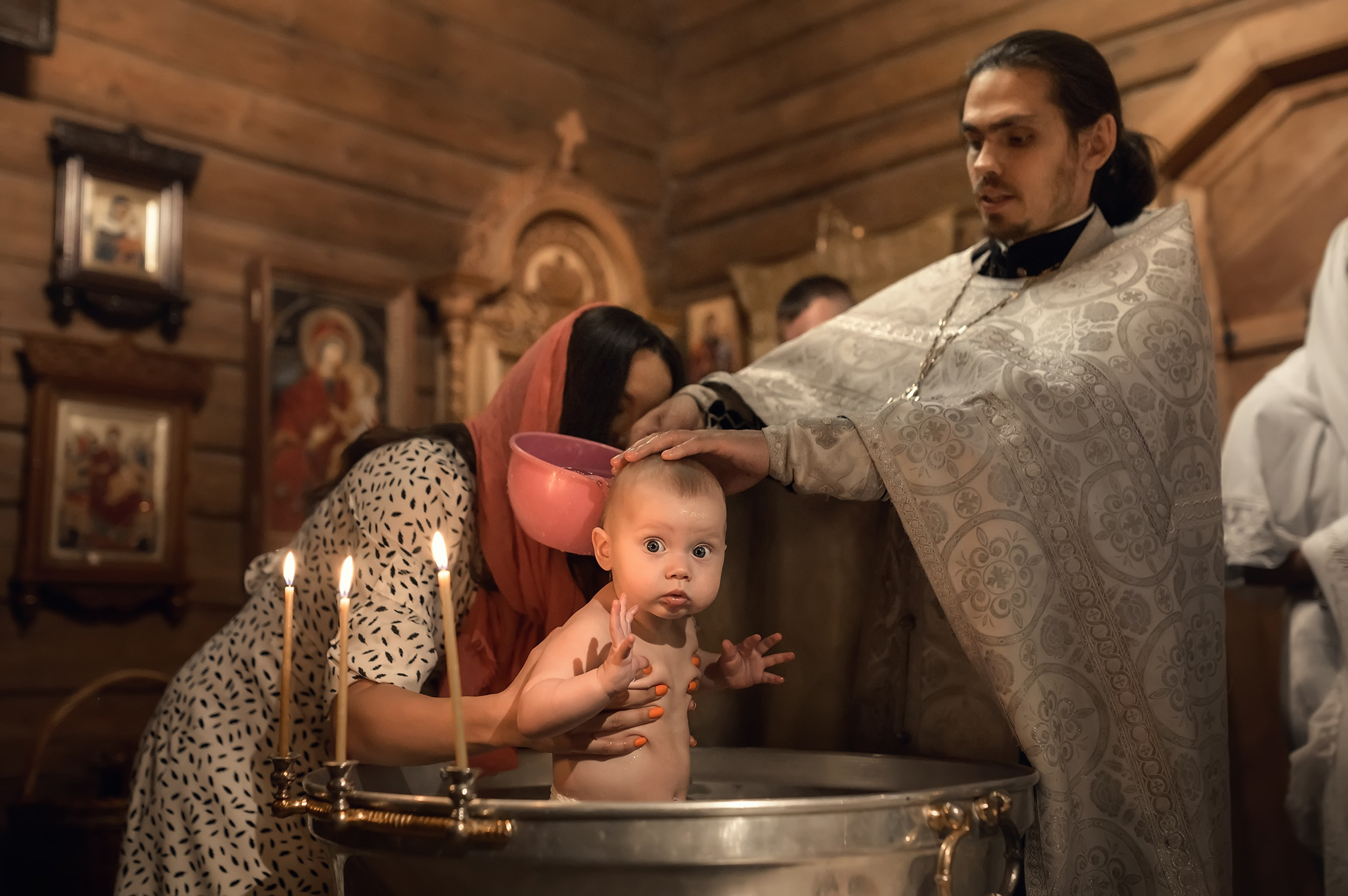 Храм Казанской иконы Божьей матери, п. Вырица. Фотограф на Крещение в Санкт-Петербурге