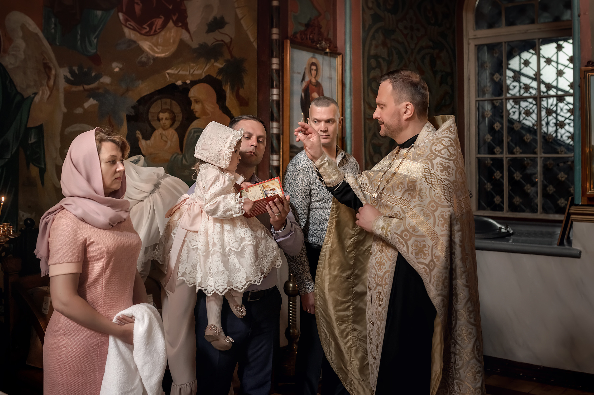 Собор Петра и Павла в Петергофе. Фотограф на Крещение в Санкт-Петербурге