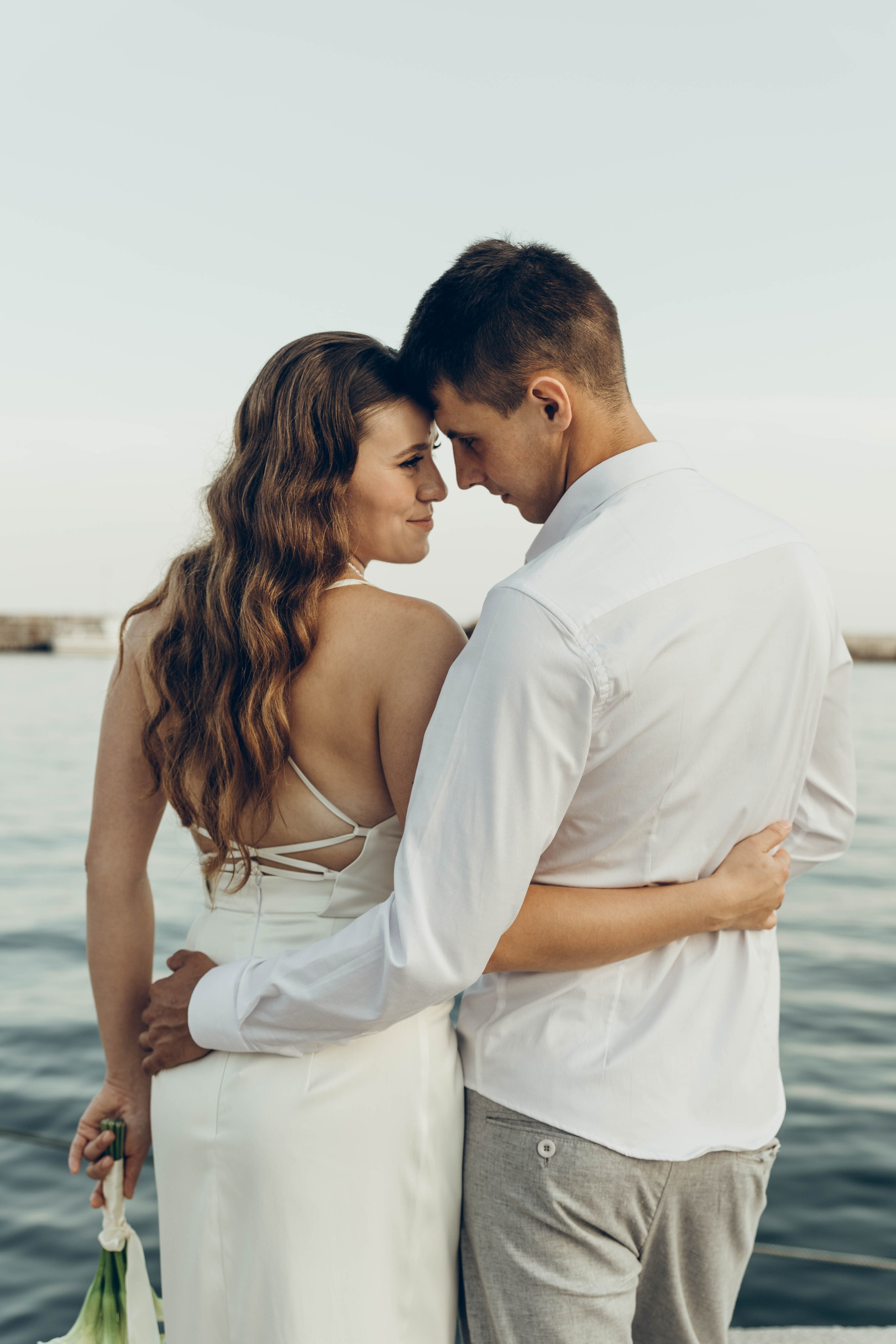 Свадебная прогулка в Крыму. Семейный, женский, контент фотограф в Ялте