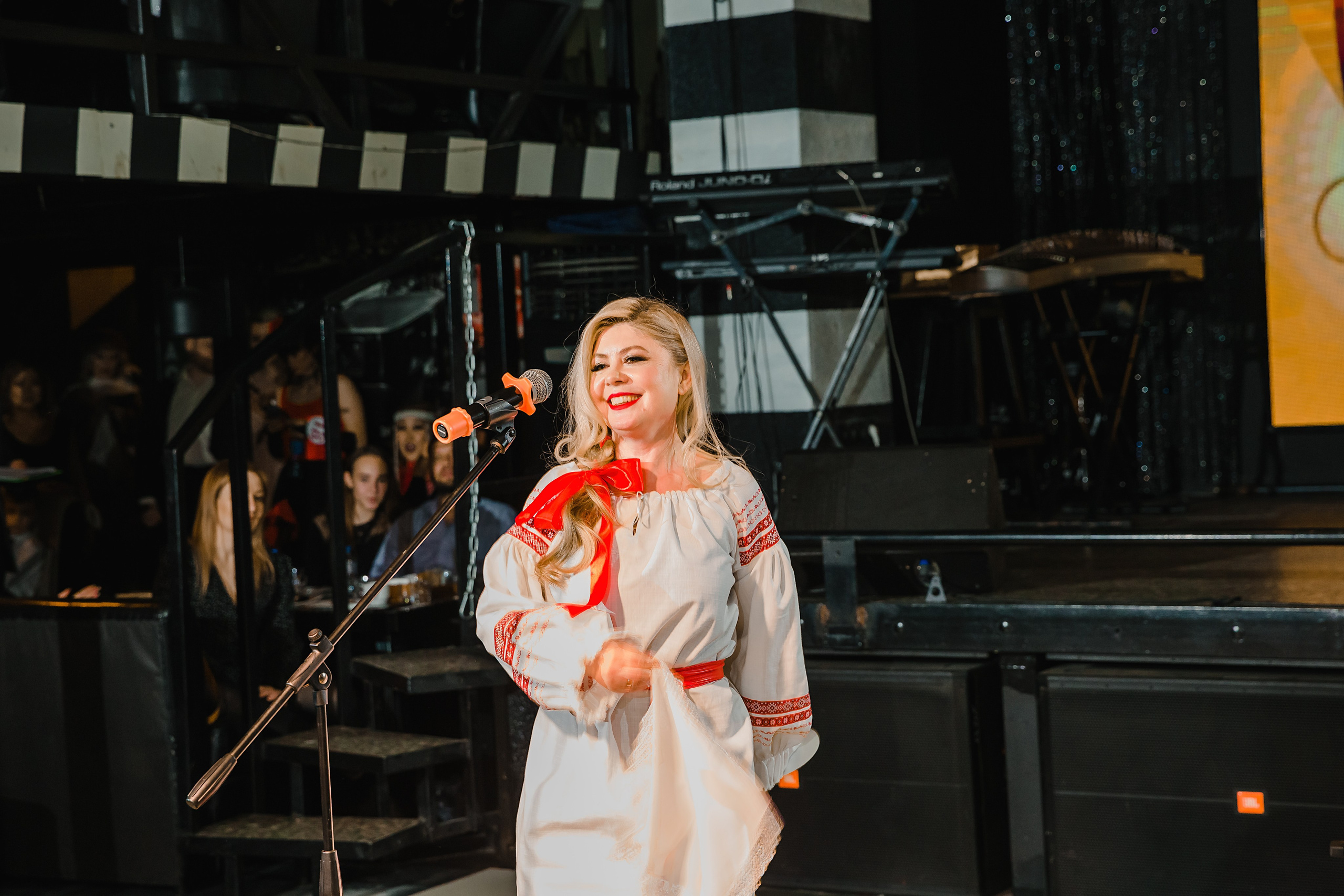 Шоу Талантов Миссис Бурятия. Фотограф и видеограф в Улан-Удэ: Аюна Габагуева и Артём Шаханов