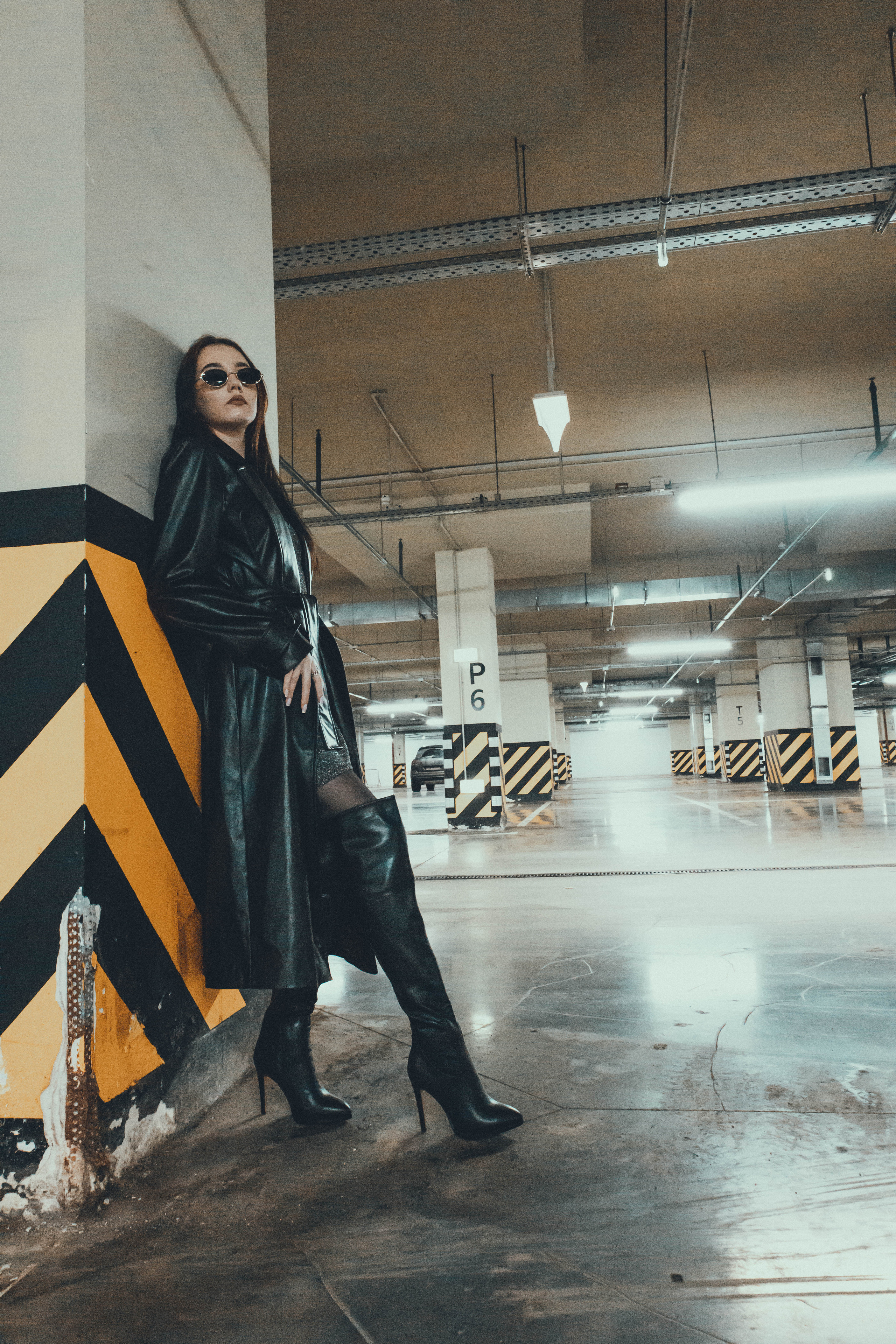 Фотосессия на парковке Дарья. Lenizza Yulyeva Фотограф Москва-Стамбул