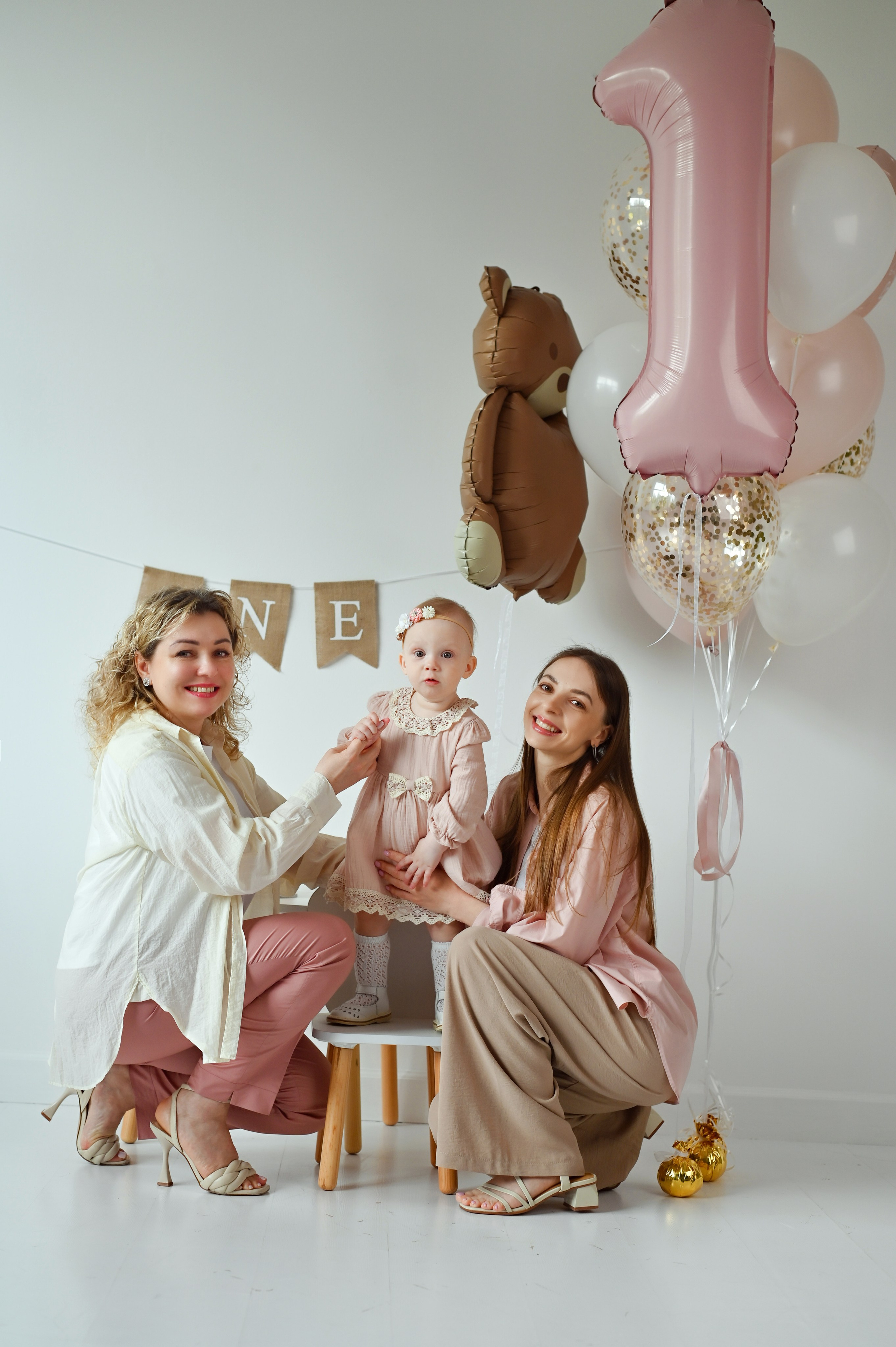 Первый день Рождения. Фотограф Альбина Вакунова