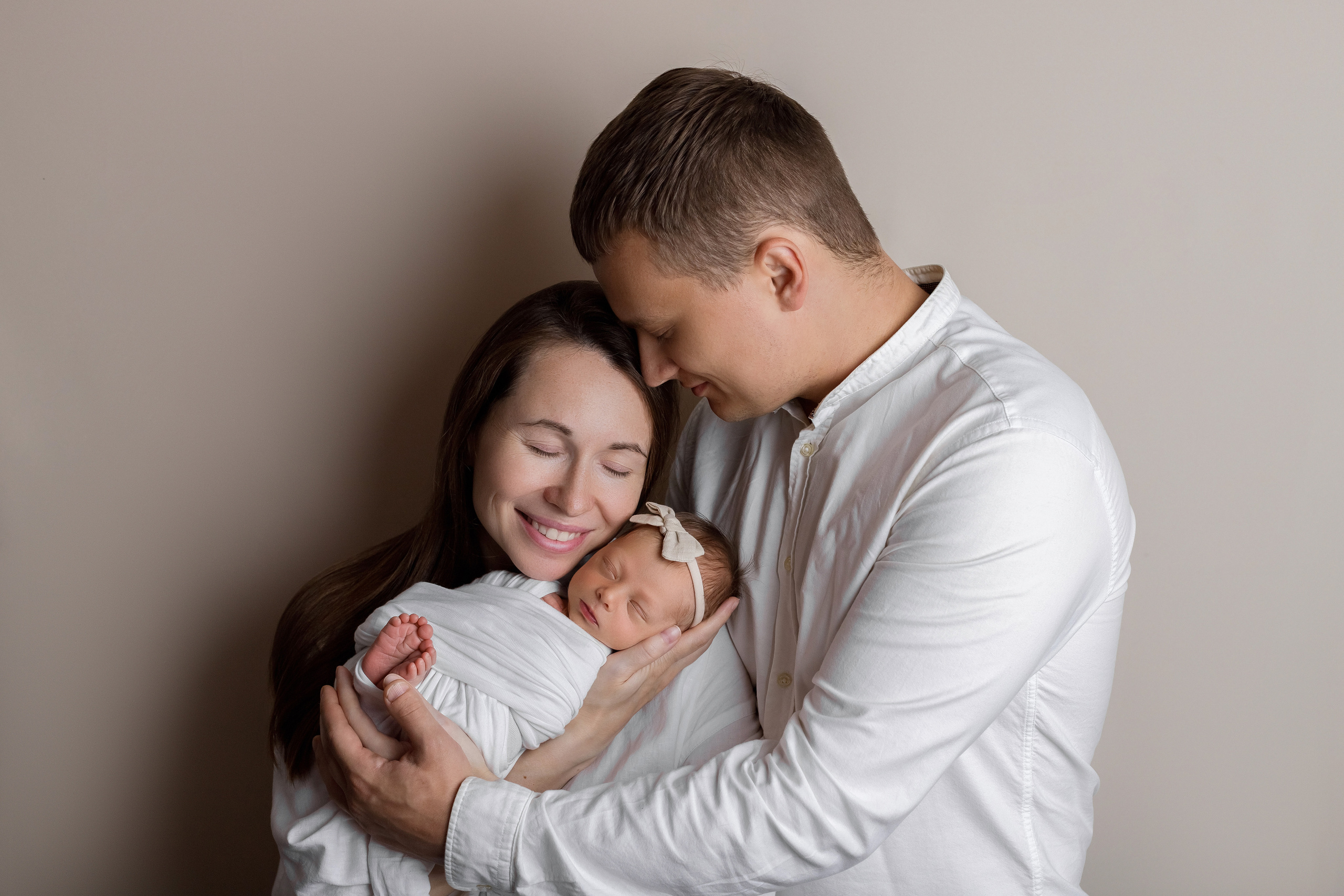 Семейные кадры newborn. Фотограф новорожденных в Ярославле Ольга Зимина