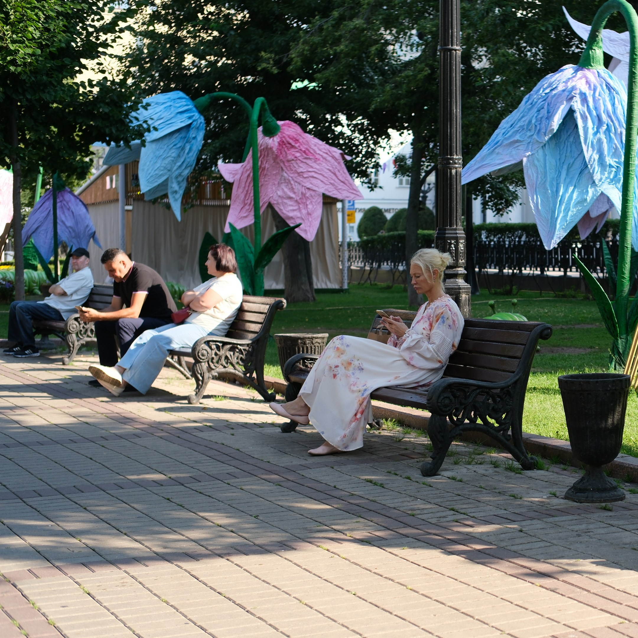 Улица, люди, жизнь…